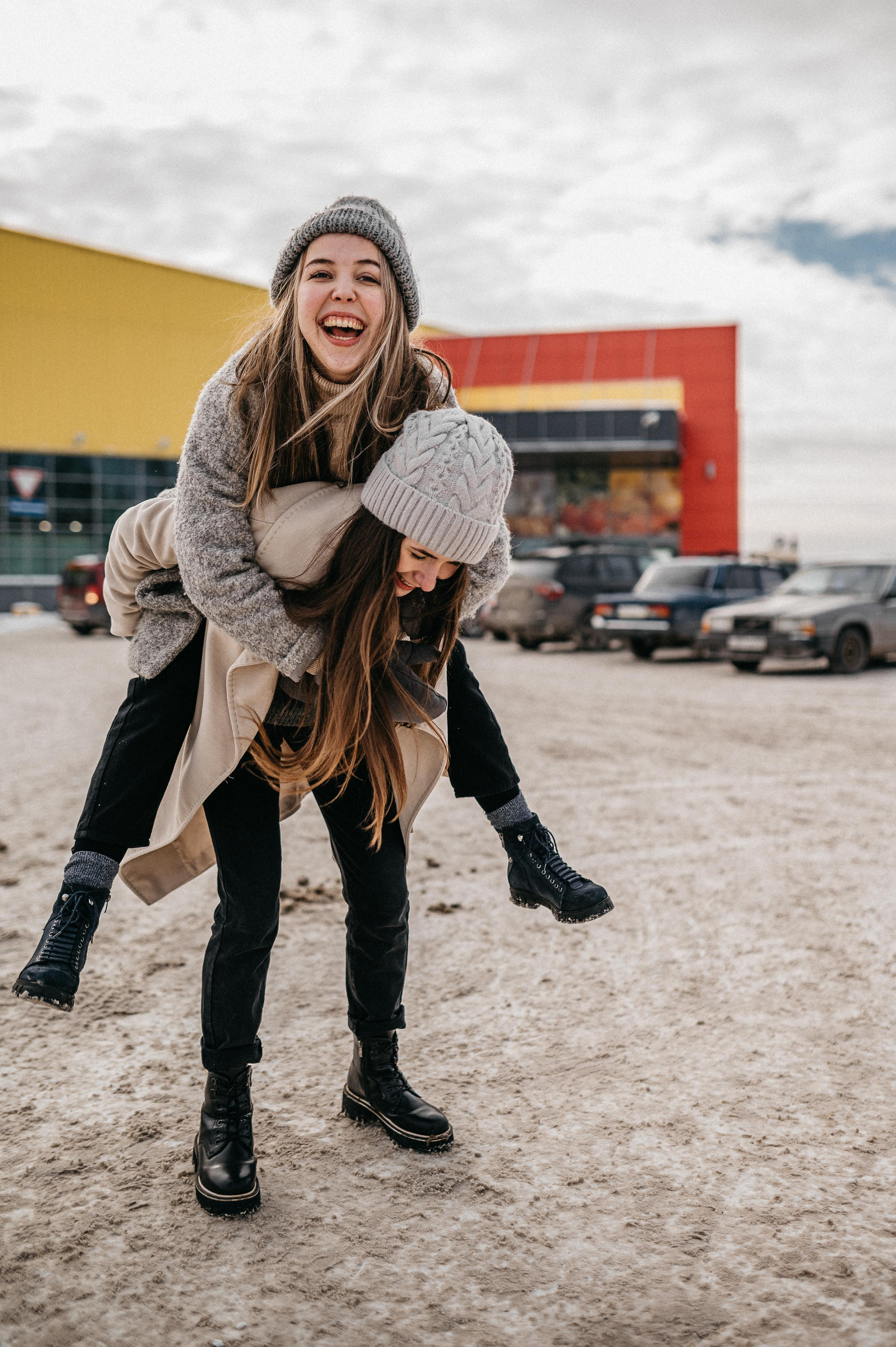 Подружки. Фотограф ПИТЕР СПБ Надежда Баранова