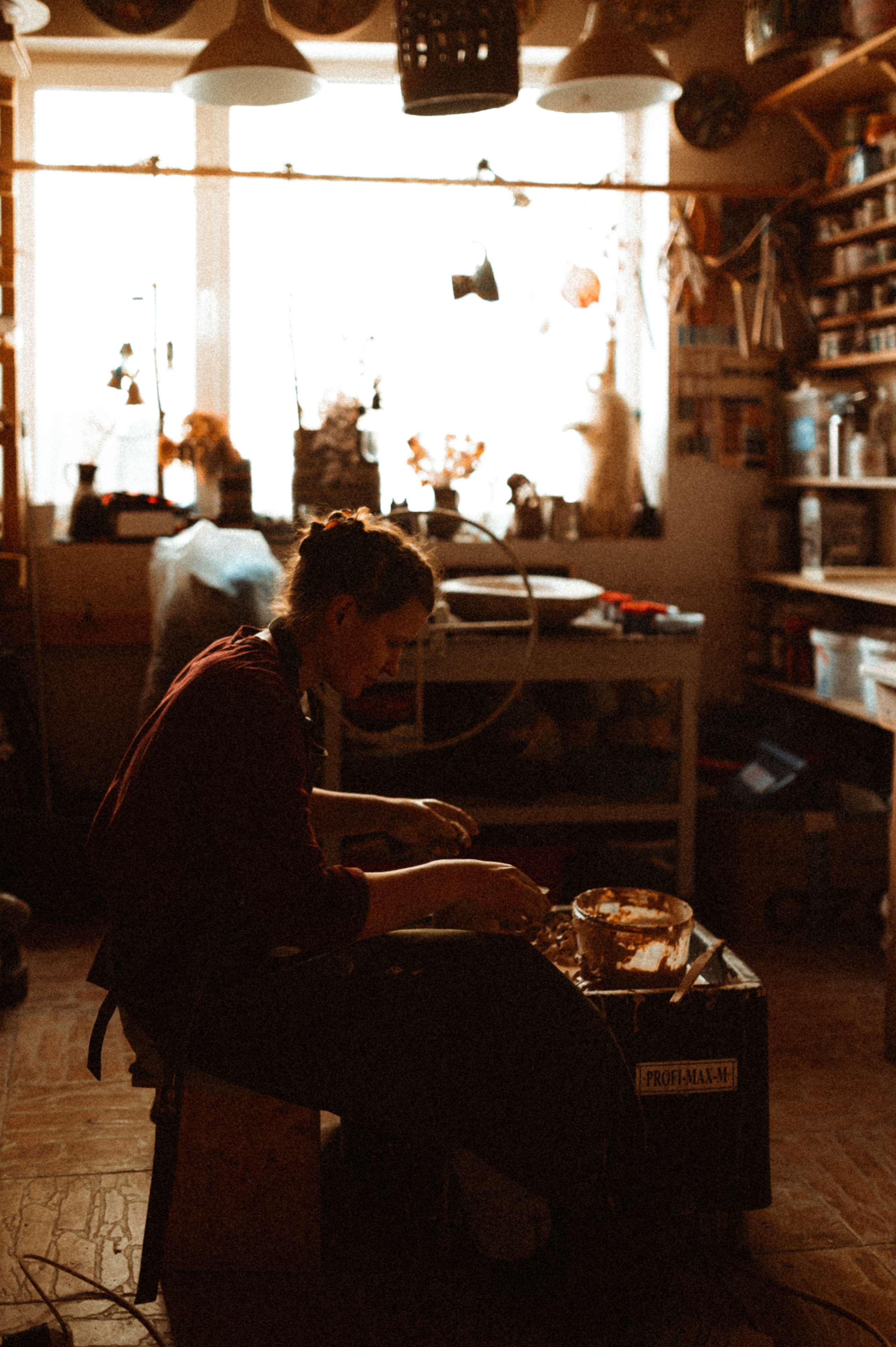 Аня художник-керамист. Фотограф ПИТЕР СПБ Надежда Баранова