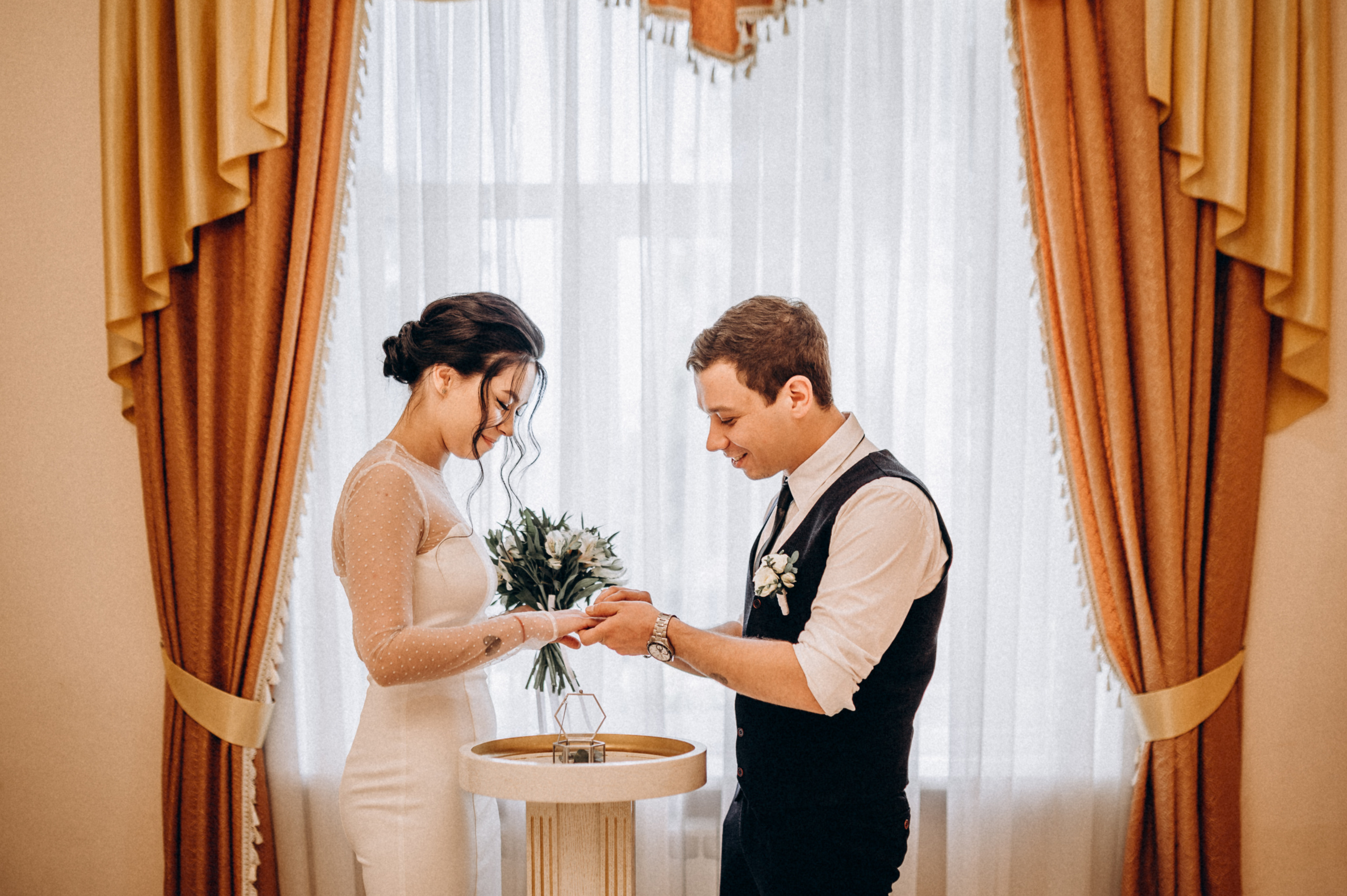 Свадьба Анастасия Сергей камерная (загс+прогулка). Фотограф ПИТЕР СПБ Надежда Баранова