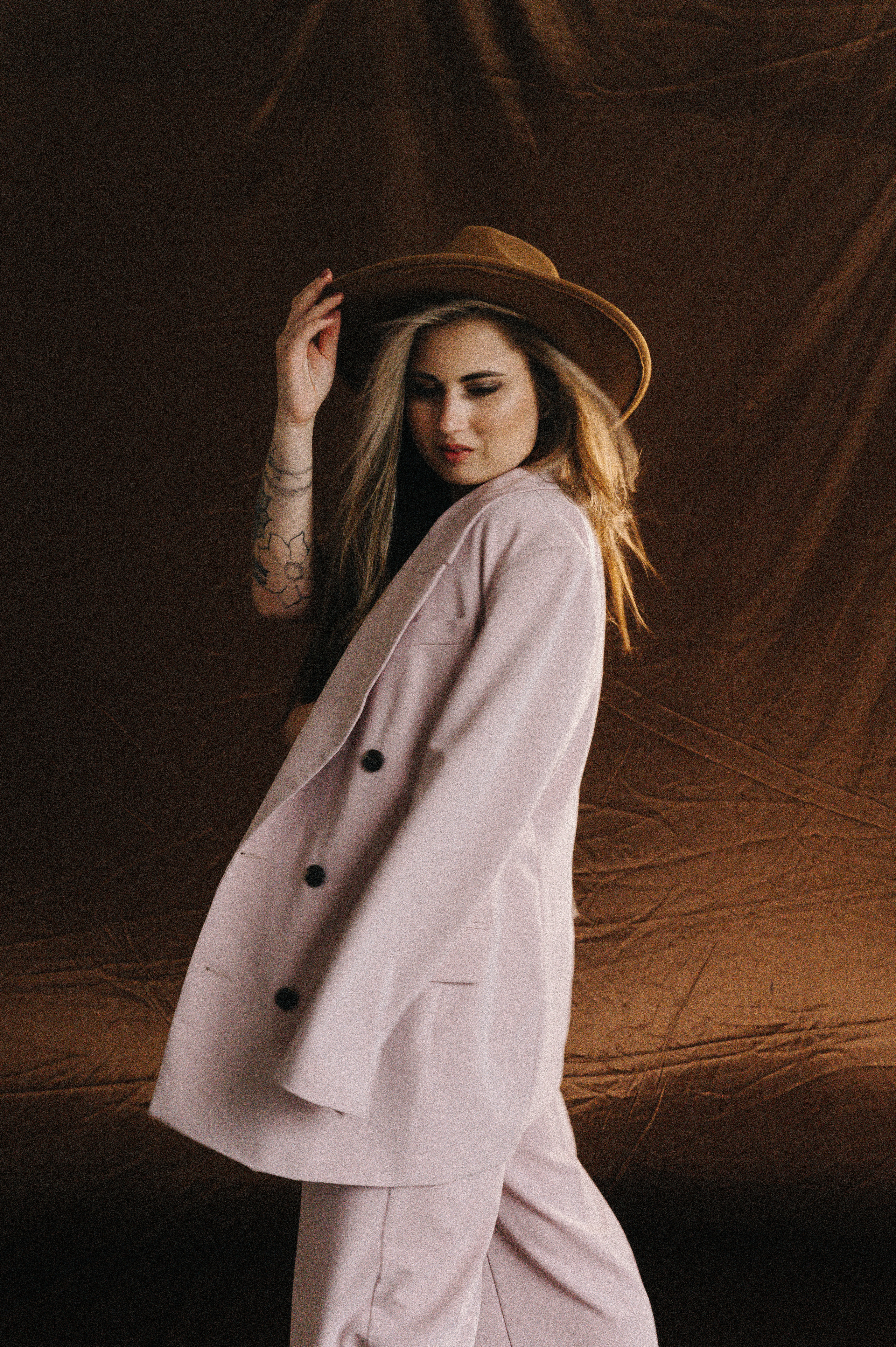 Анюта индивидуальная фотосессия в студии. Фотограф ПИТЕР СПБ Надежда Баранова