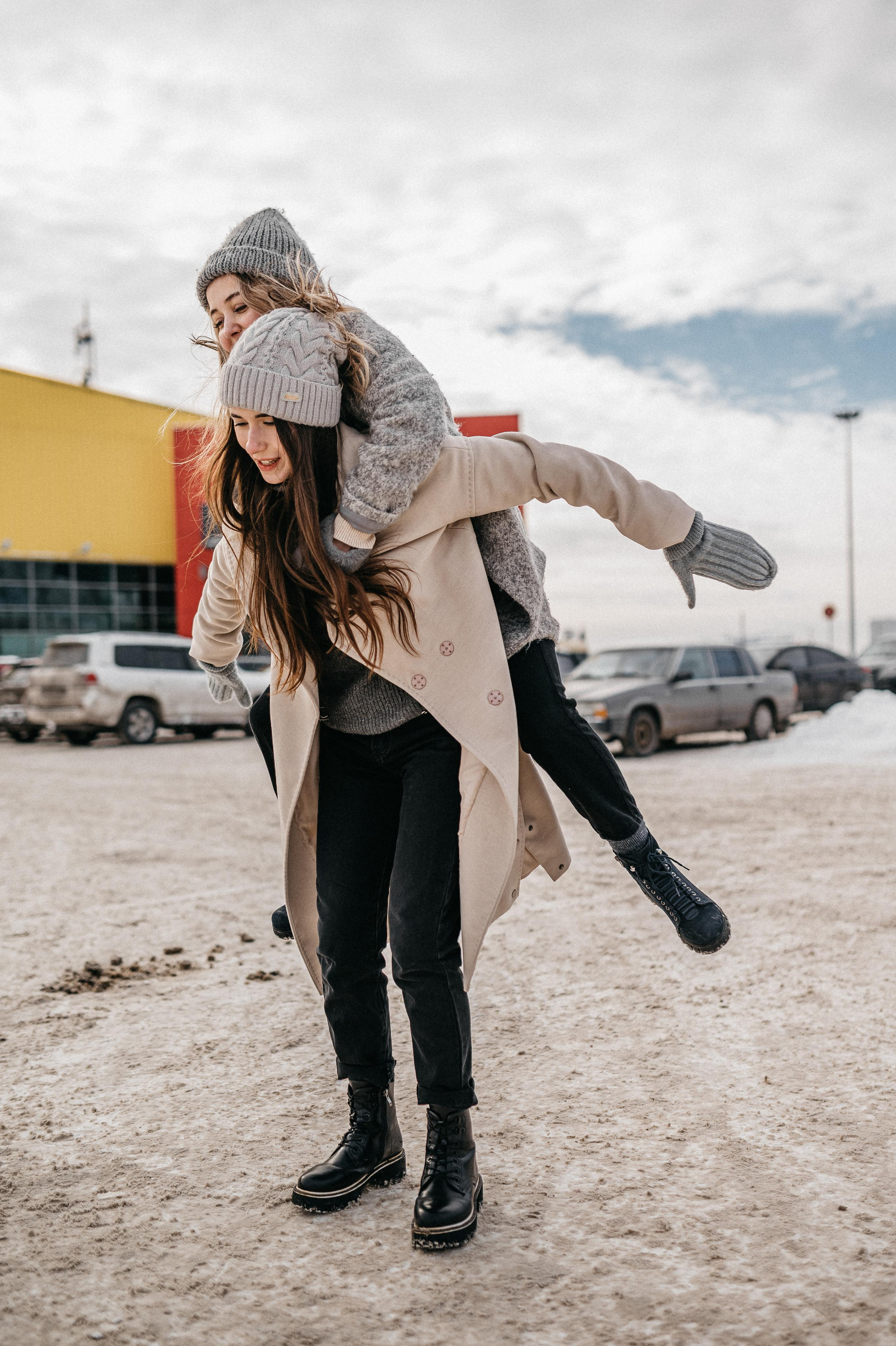 Подружки. Фотограф ПИТЕР СПБ Надежда Баранова