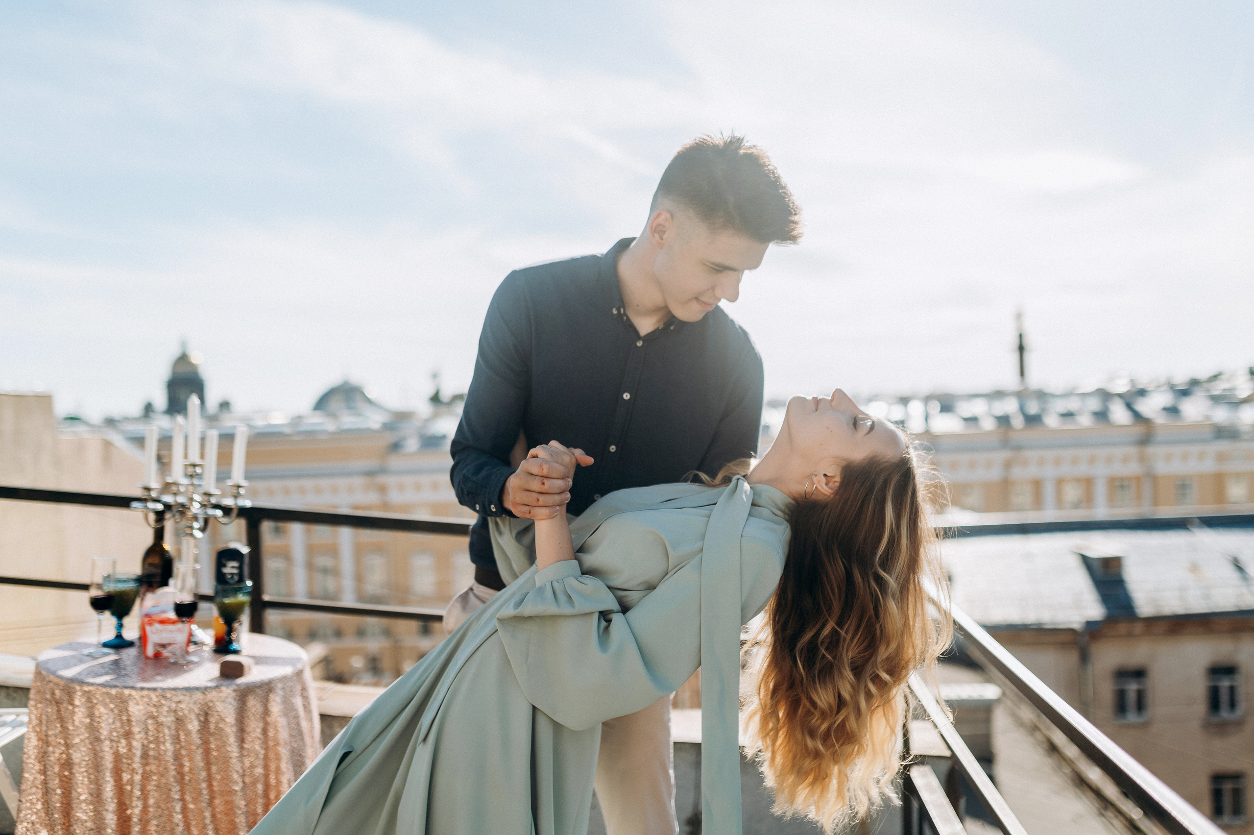 Предложение руки и сердца на крыше СПБ. Фотограф ПИТЕР СПБ Надежда Баранова