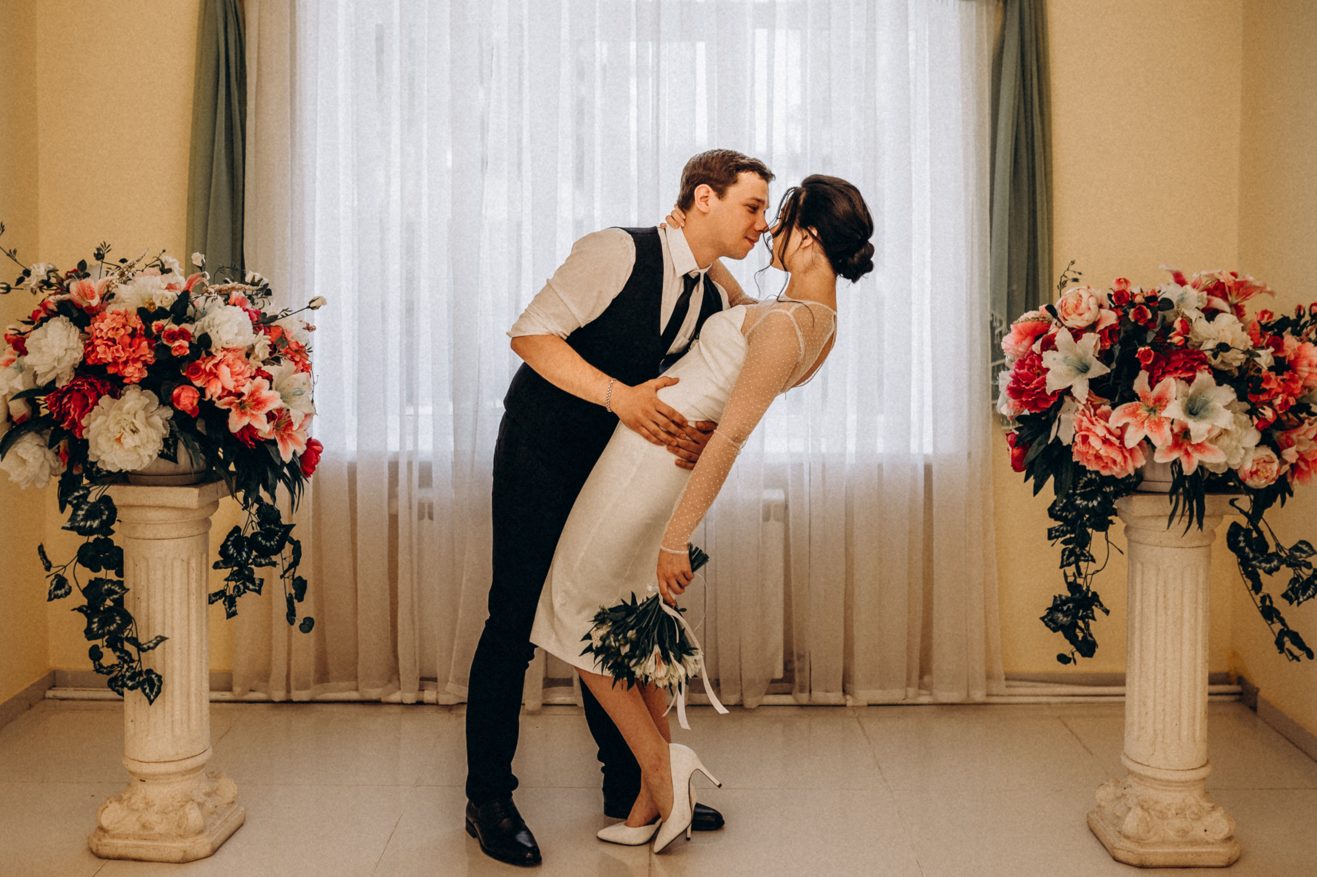 Свадьба Анастасия Сергей камерная (загс+прогулка). Фотограф ПИТЕР СПБ Надежда Баранова