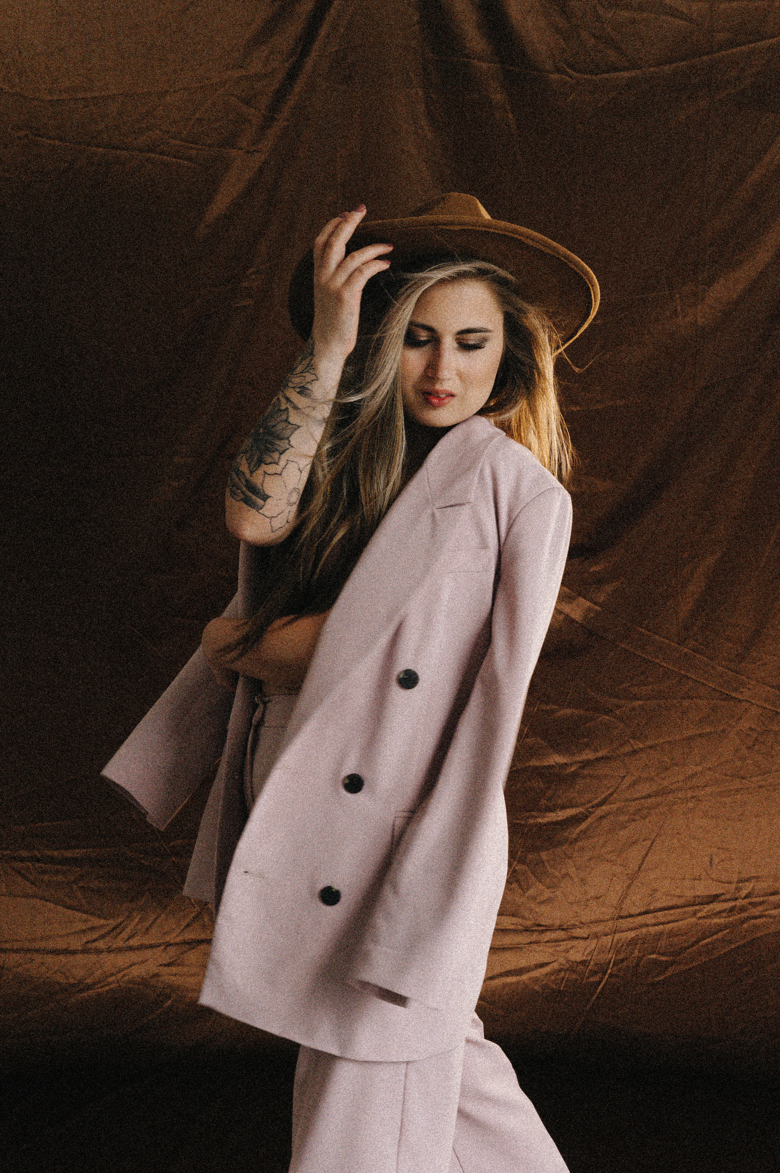 Анюта индивидуальная фотосессия в студии. Фотограф ПИТЕР СПБ Надежда Баранова