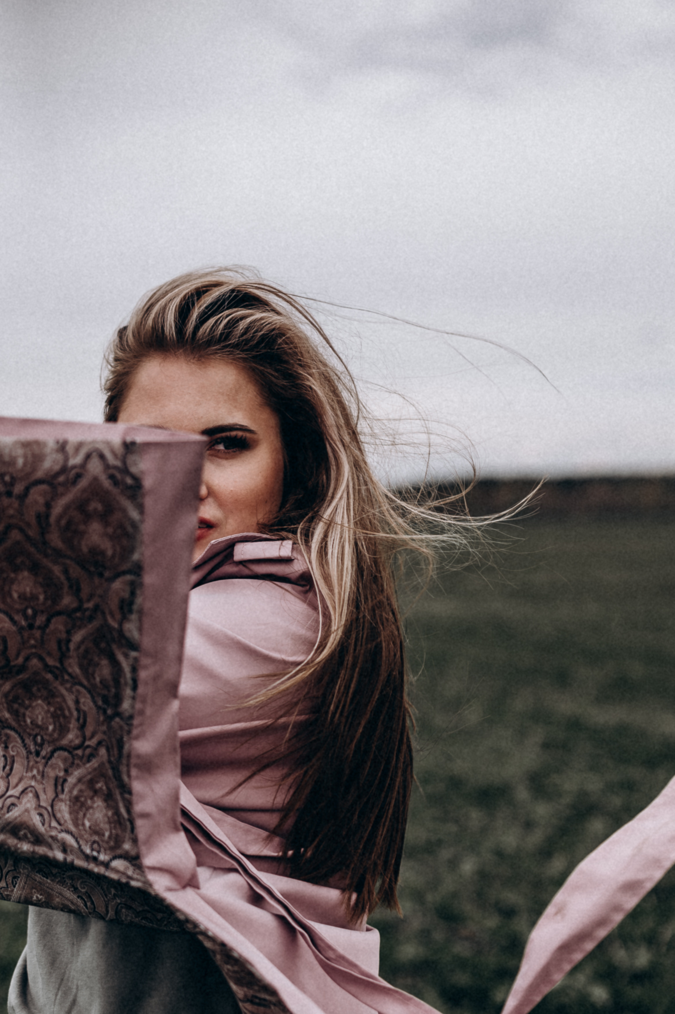 Индивидуальная фотосессия в поле Аня. Фотограф ПИТЕР СПБ Надежда Баранова