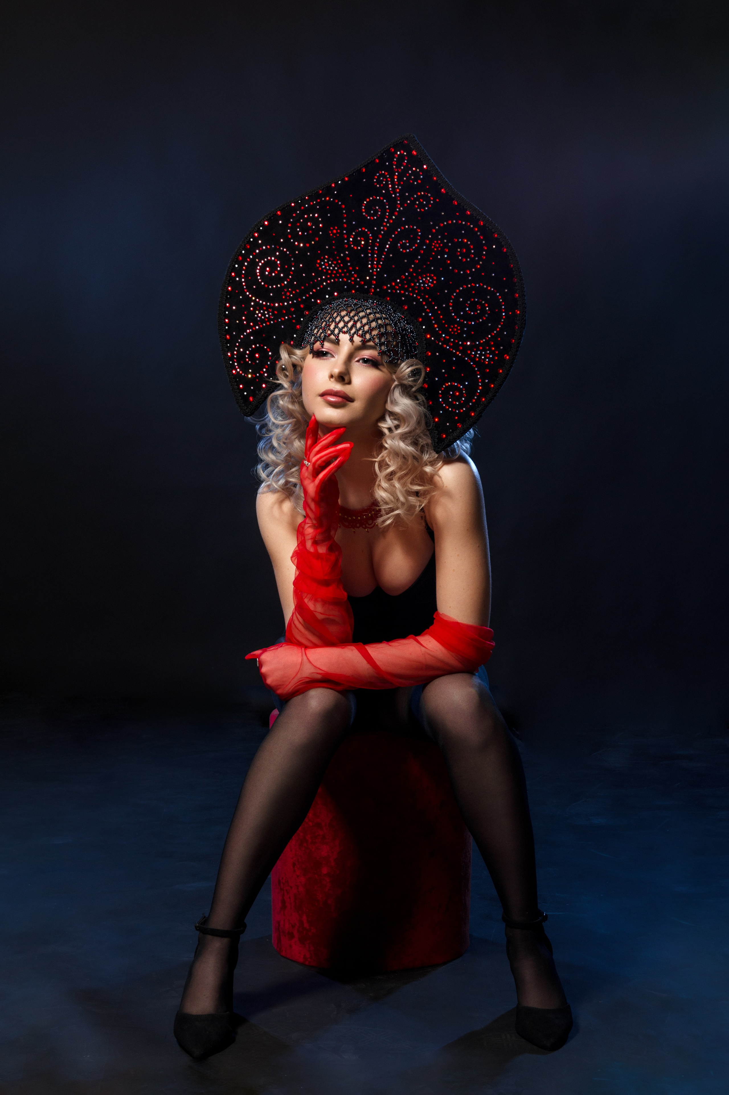 Съемки в студии. Индивидуальные, семейные, студийные съемки в Серпухове и за пределами