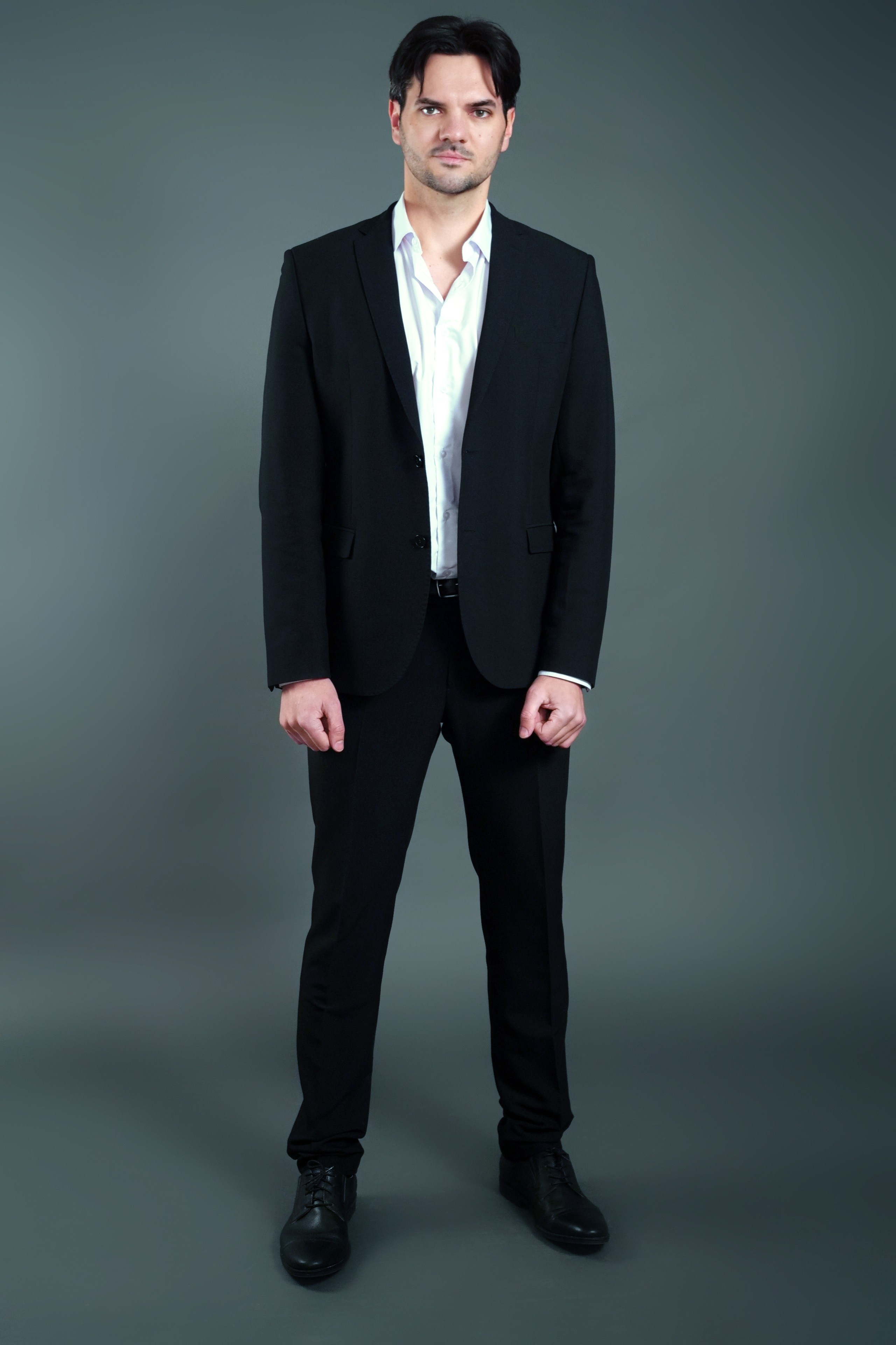 Александр, 190 см. KED Production — продакшн из СПб. Создаём фото, видео и контент, который помогает брендам и селлерам продавать больше