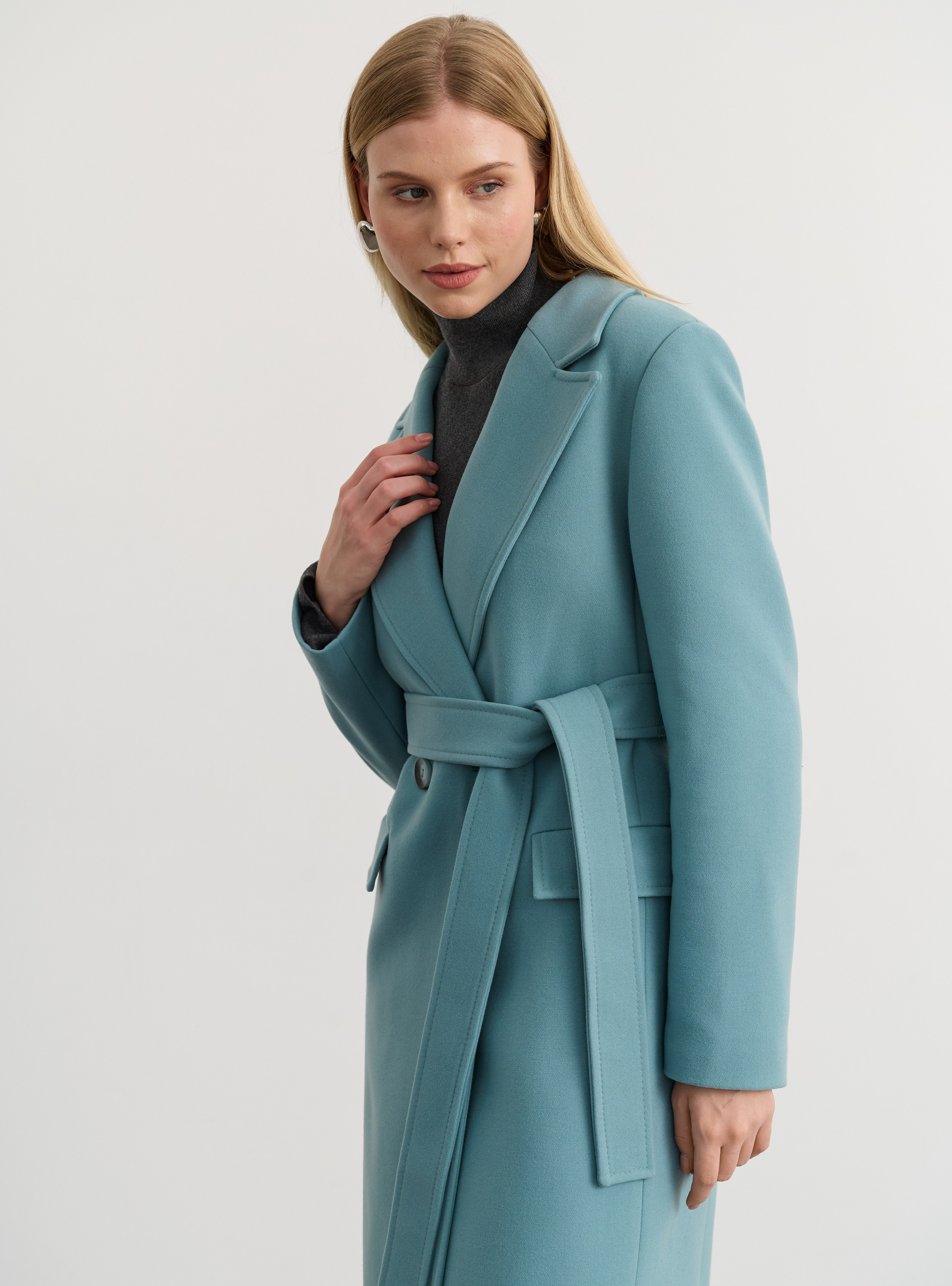 Каталог для бренда верхней одежды Sheily. Fashion фотограф в Москве Ксения Чупрунова