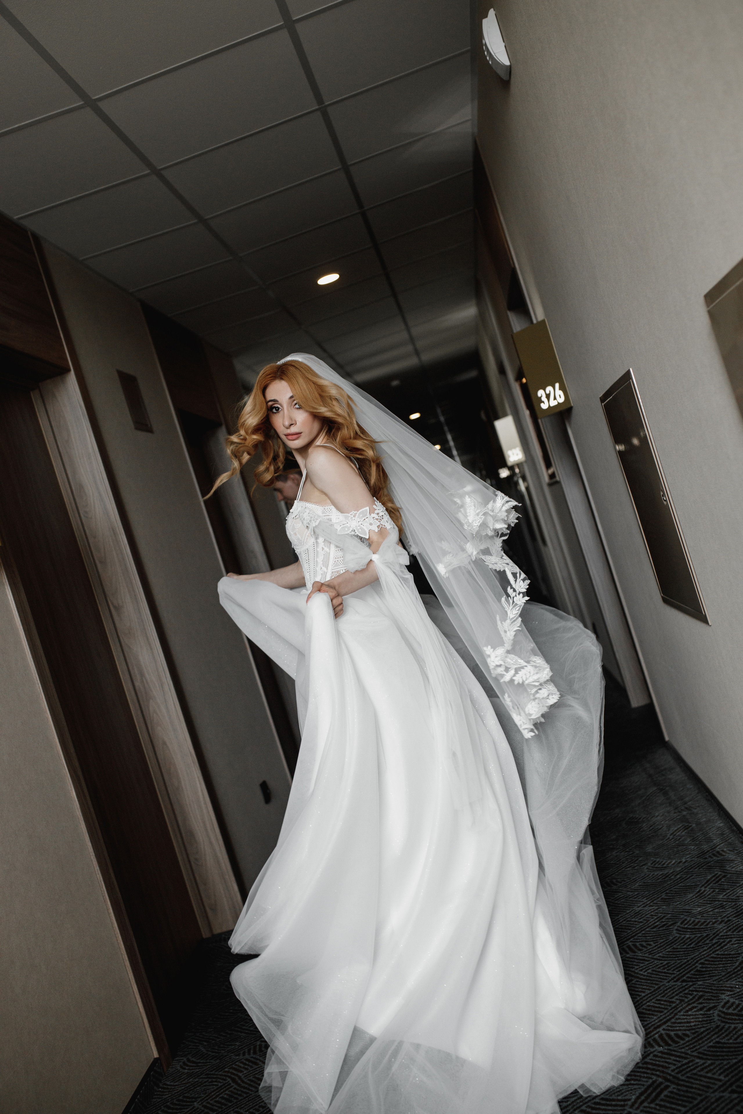 Свадебные съемки. Fashion и контент-фотограф в Москве Антон Попелнуха