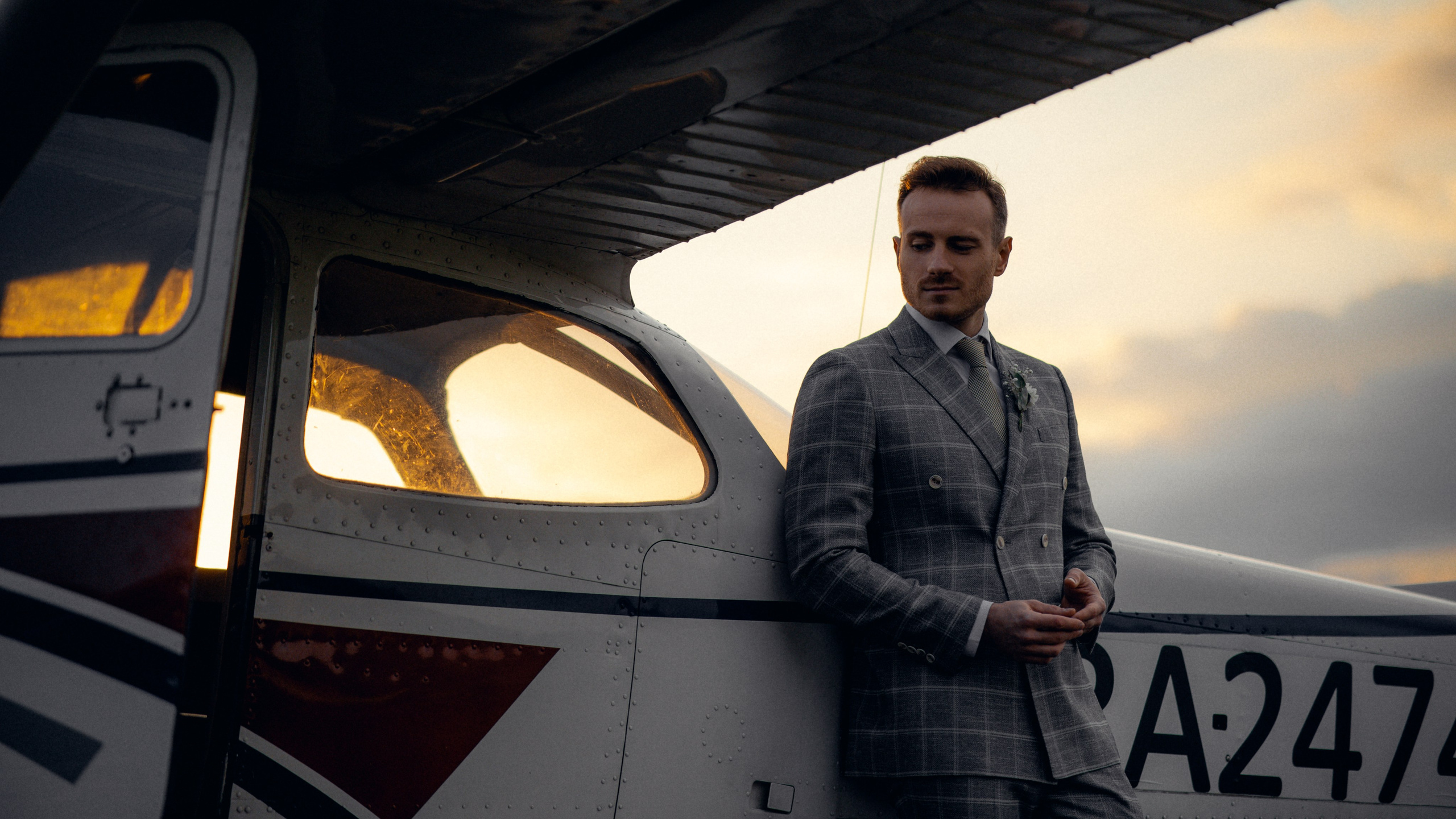 Аэродром. Фотограф Антон Стренковский. Свадебная хроника в Москве