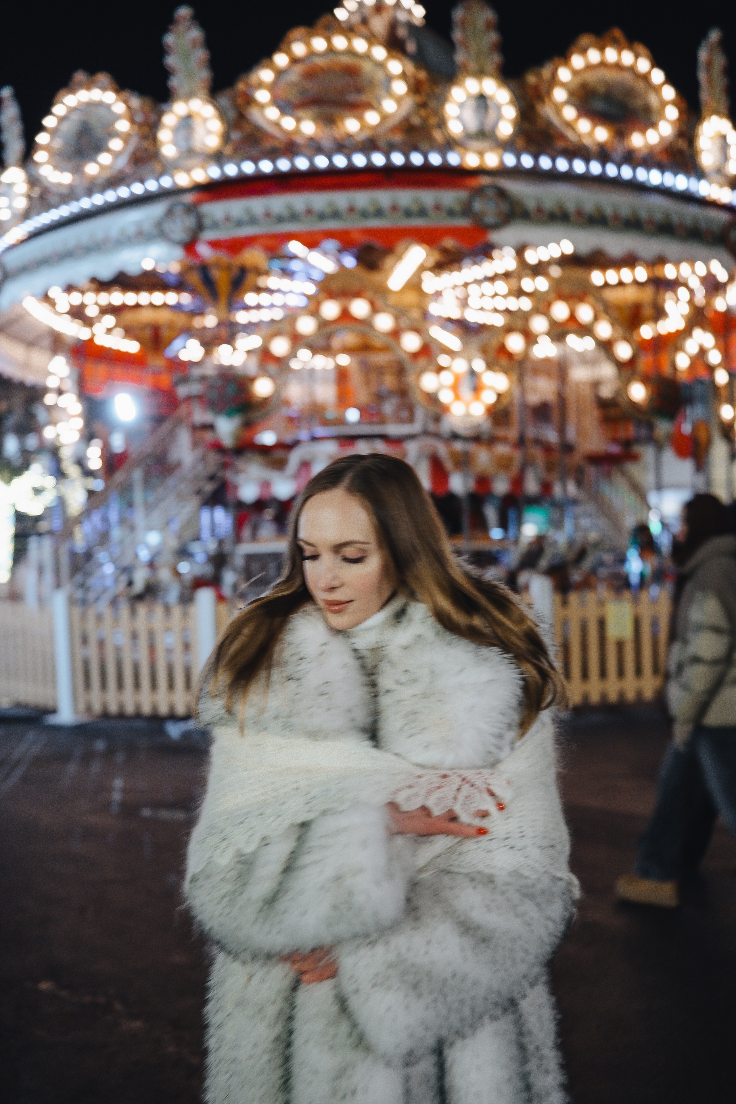 ПРОГУЛКА НА МАНЕЖНОЙ ПЛОЩАДИ ДЛЯ ДЕВУШКИ ПЕРЕД НОВЫМ ГОДОМ (НОВОГОДНЯЯ ФОТОСЕССИИЯ НА МАНЕЖНОЙ ПЛОЩАДИ). Профессиональный фотограф, Санкт-Петербург — Виктория Богомолова