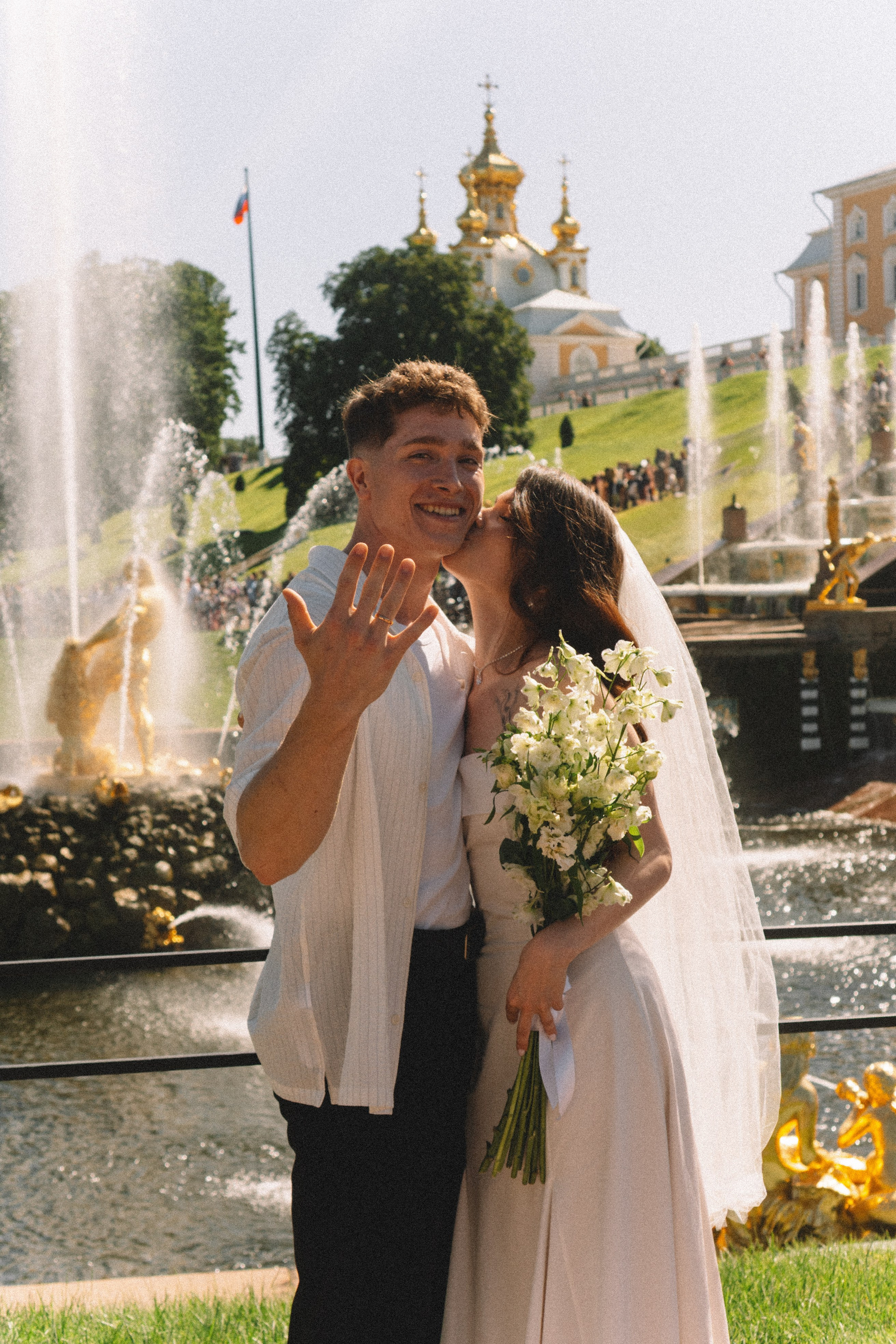 СВАДЕБНАЯ СЬЕМКА В ПЕТЕРГОФЕ И СЬЕМКА РЕПОРТАЖА В ЗАГСЕ ПЕТЕРГОФА. Профессиональный фотограф, Санкт-Петербург — Виктория Богомолова