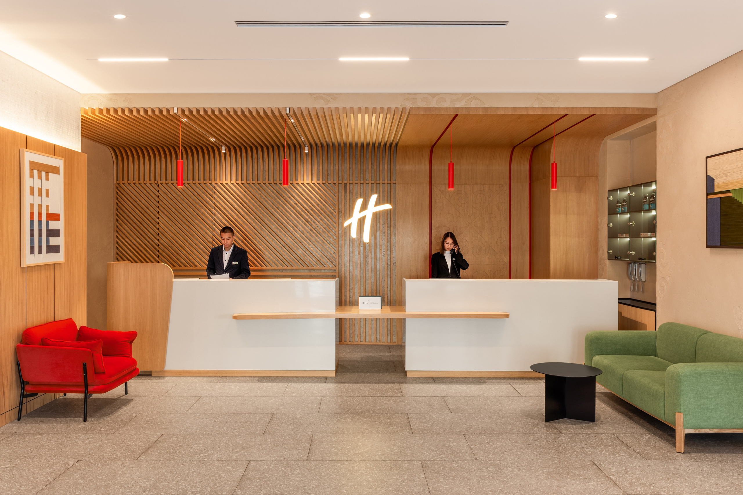 Holiday Inn Almaty. Roman Yakunin — interior photographer in Almaty, Kazakhstan