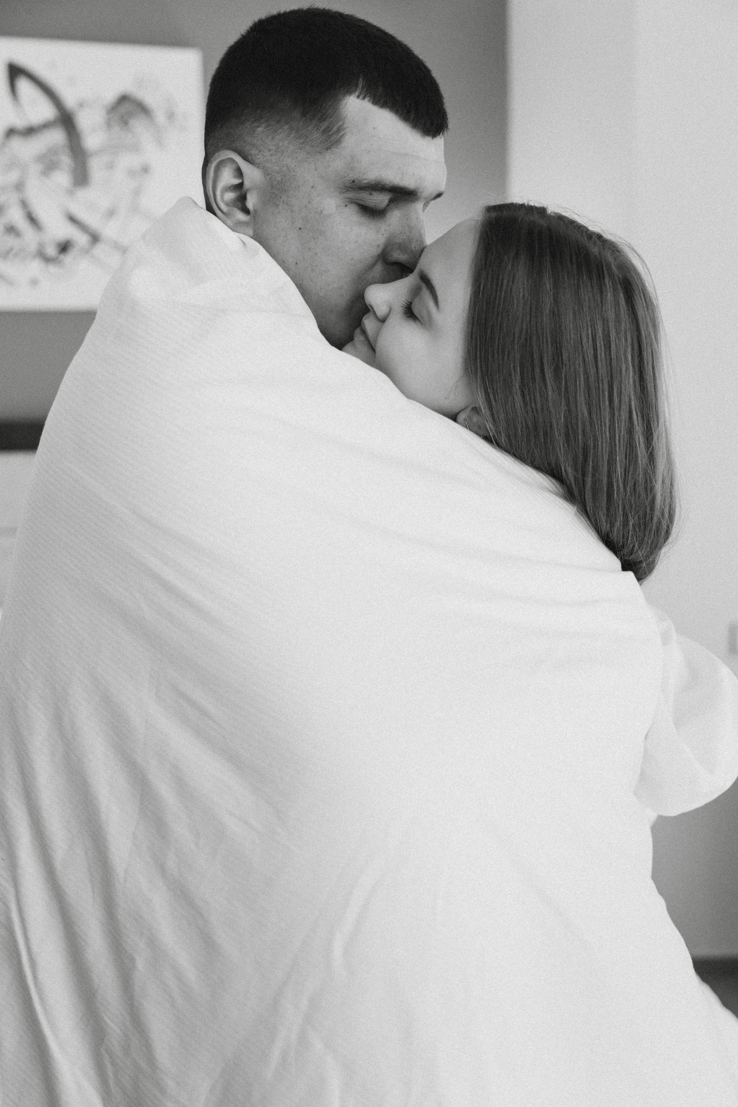 Lovestory в отеле «Кандинский». Фотограф Зеленоградск Красильникова Елена