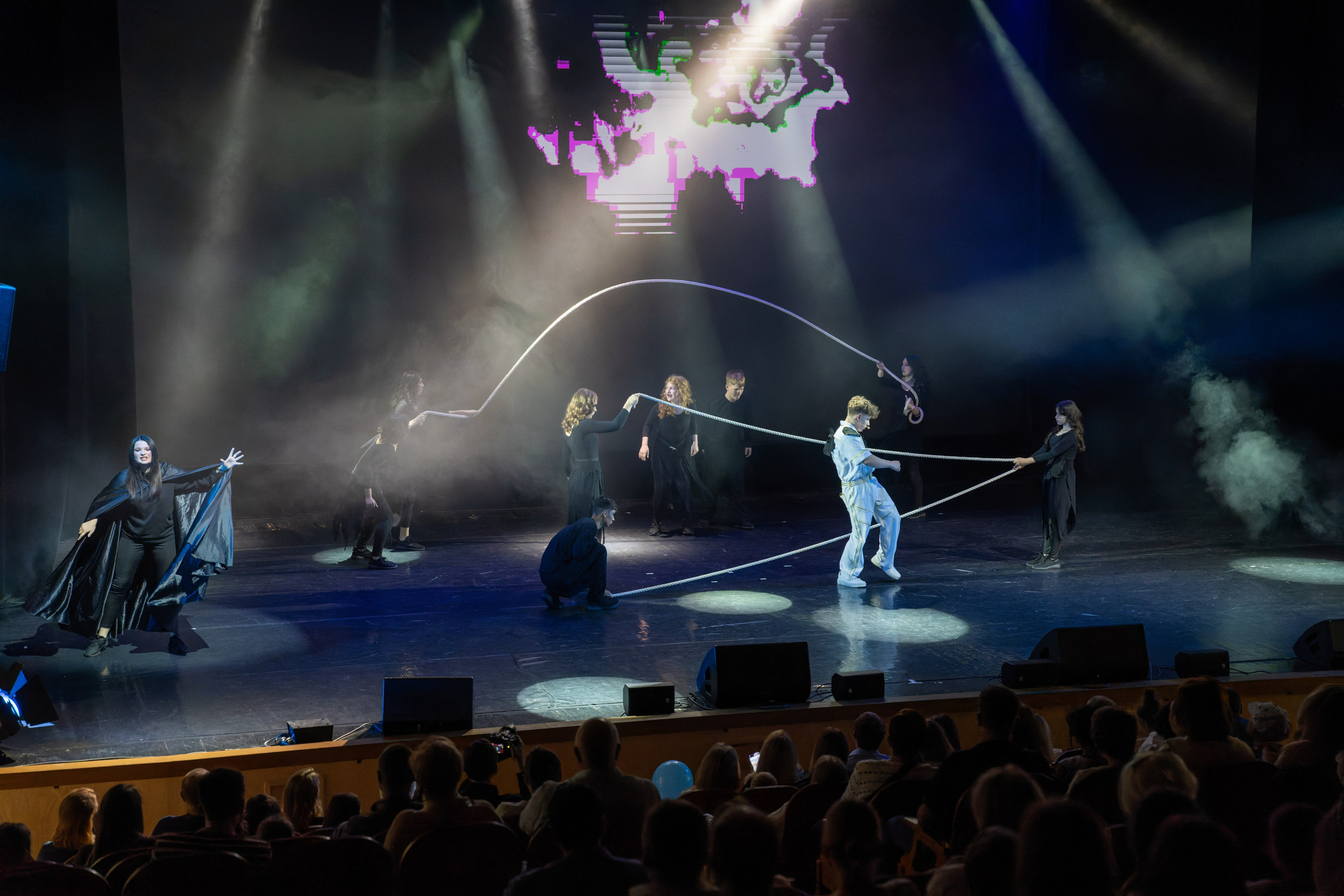 Съёмка благотворительного спектакля «Новая история деревянного мальчика». «Студия DRONAVT`s» — видеосъёмка и фотография г. Москва