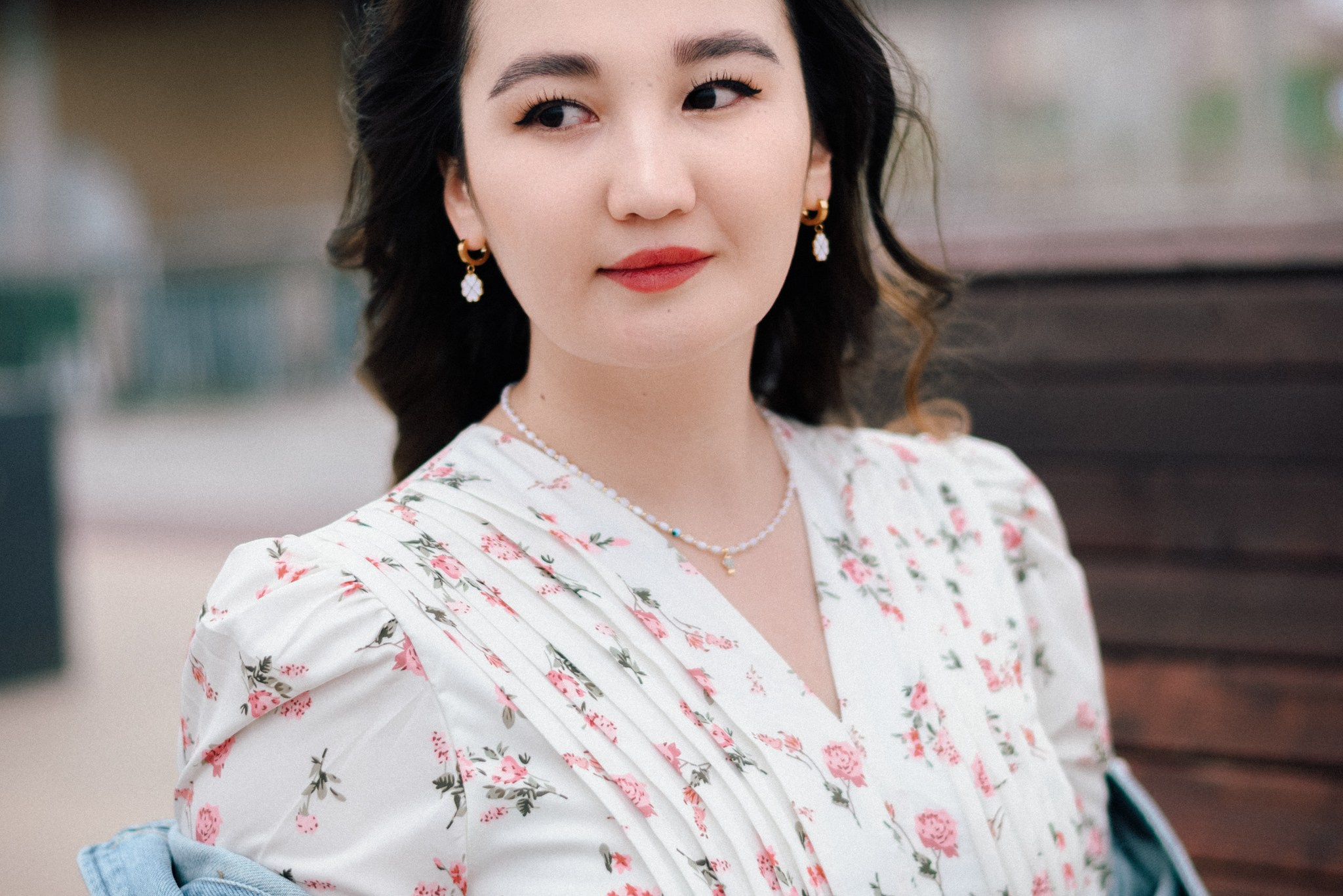 Женская прогулочная фотосессия в Заречном парке Тюмени — Асель. Фотограф Дарья Мустафина, Тюмень