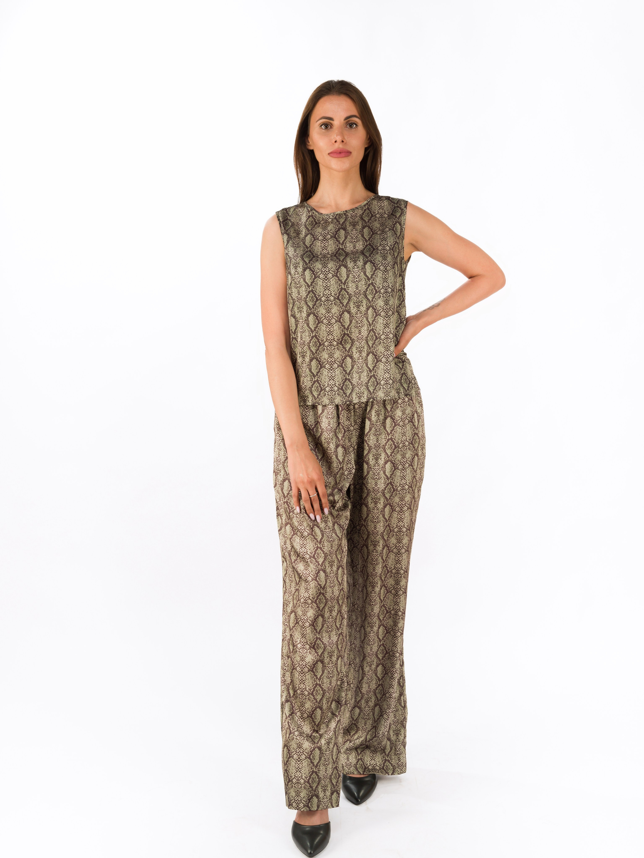 Одежда для каталога. Фотограф Андрей Зикеев, фотостудия AzArt Studio в Москве