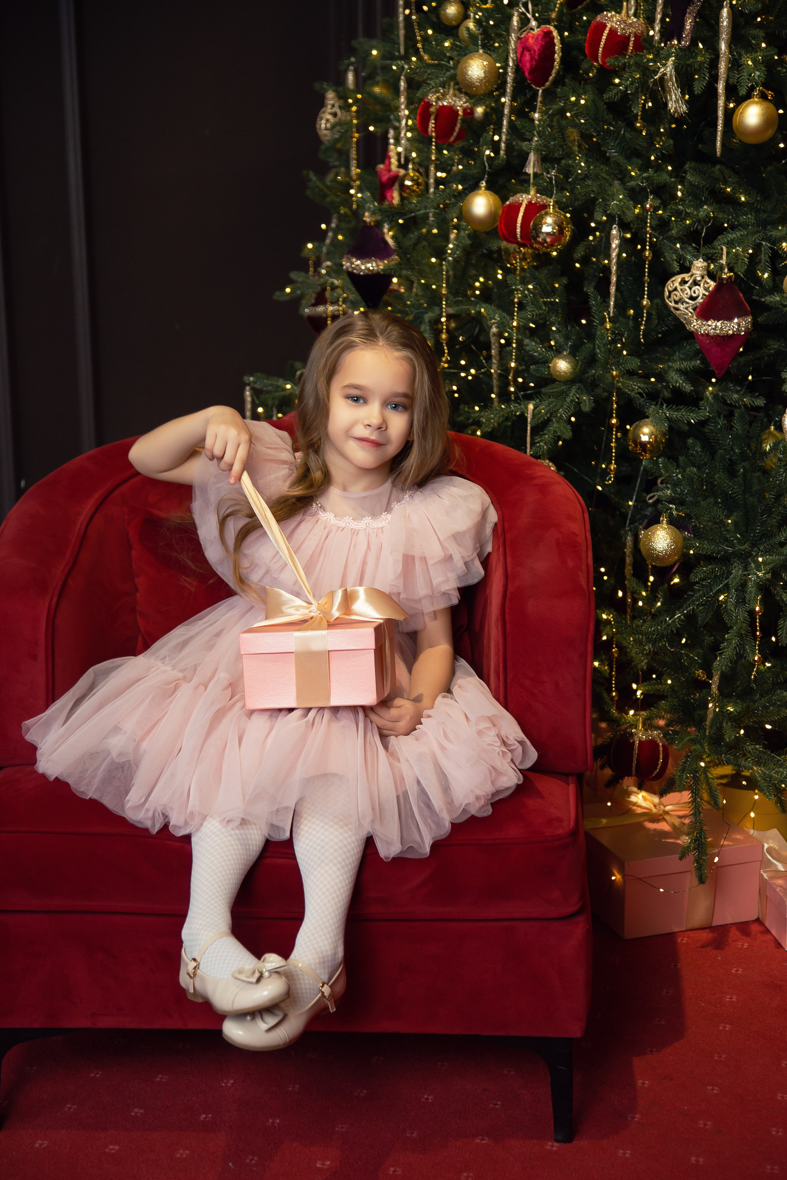 Семейная фотосессия в Москве - тёплые кадры с детьми и новогодние образы | Анна Татаурова. Фотограф Анна Татаурова | Авторская фотосъемка в Москве