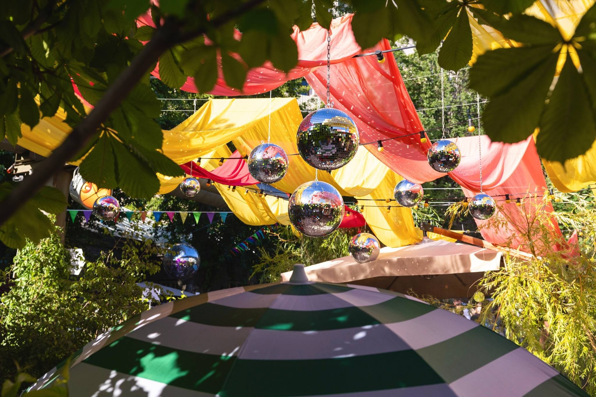 22–23 июня 2024 в пространстве YAUZA / День 1 / фото Саша Жукова. Фотоотчеты «Ламбада-маркета»