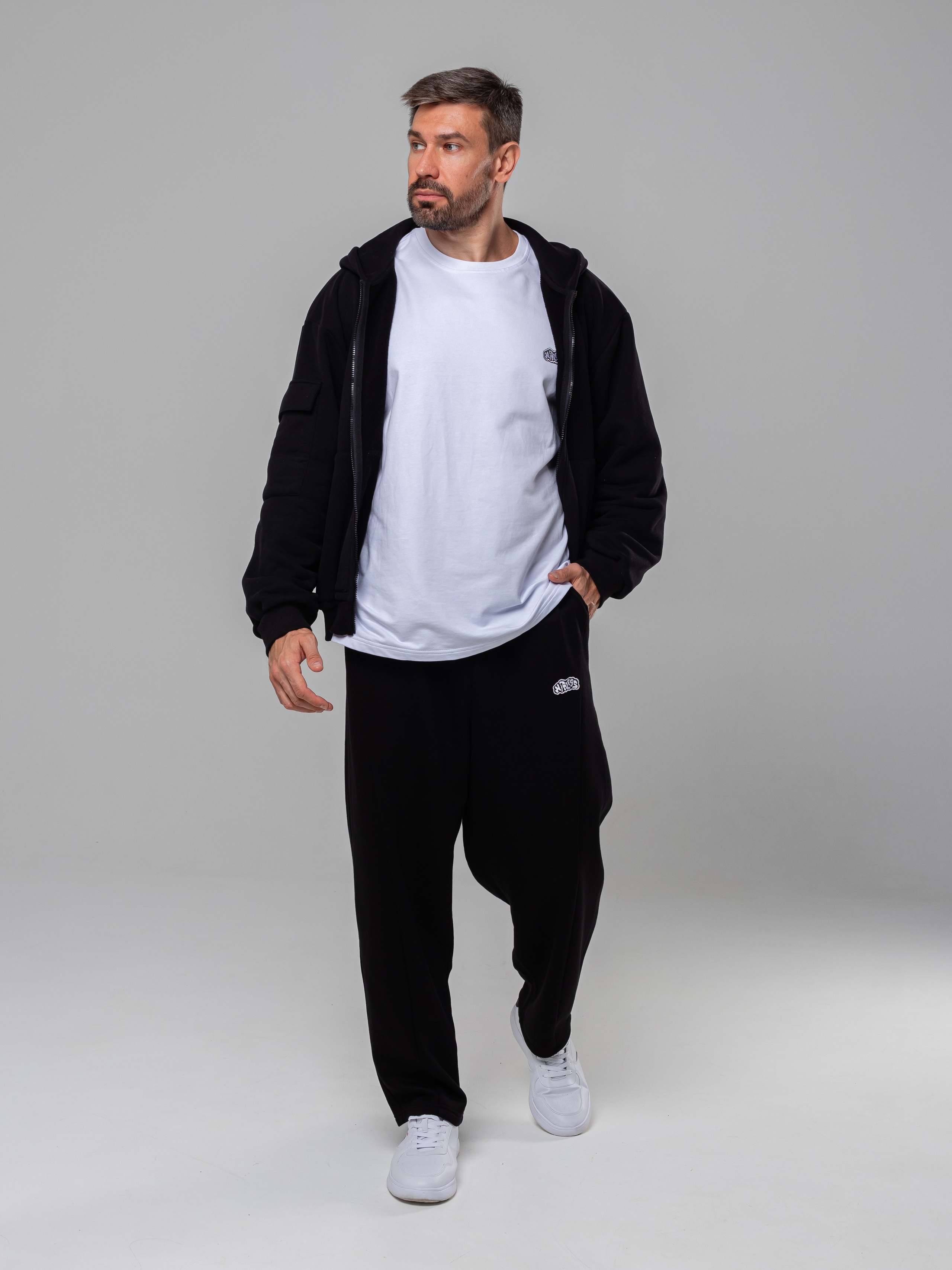 Худи и штаны. Фотограф в Краснодаре Арина Кудряшова