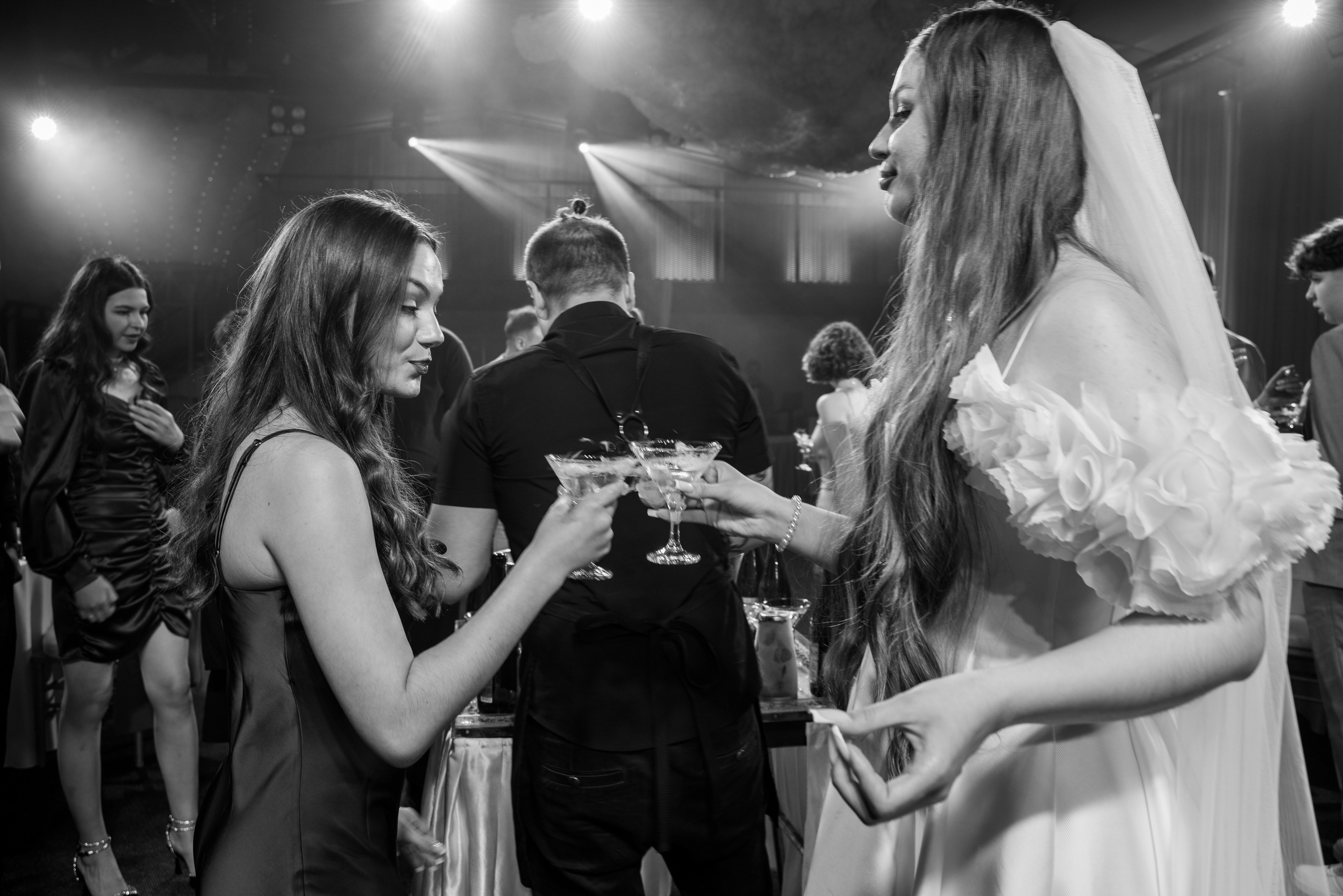Wedding «Laugh and cry». Свадебные фотограф и видеограф Наталья и Анатолий Новиковы СПб