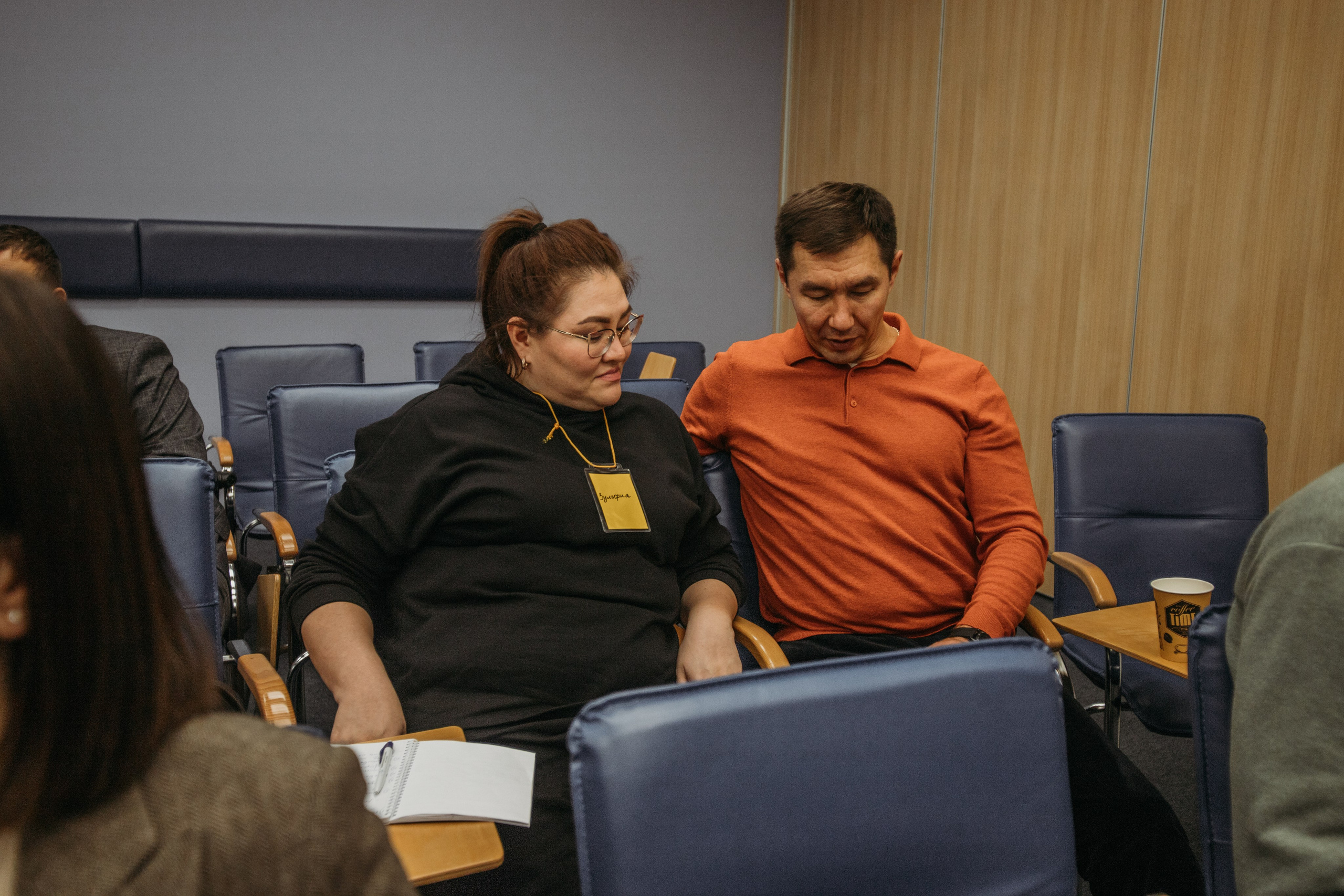 Тренинг по НЛП технологиям Михаила Пелехатого. Венера Гайн. Репортажный фотограф  Тюмень. Обучение фотографии с 0