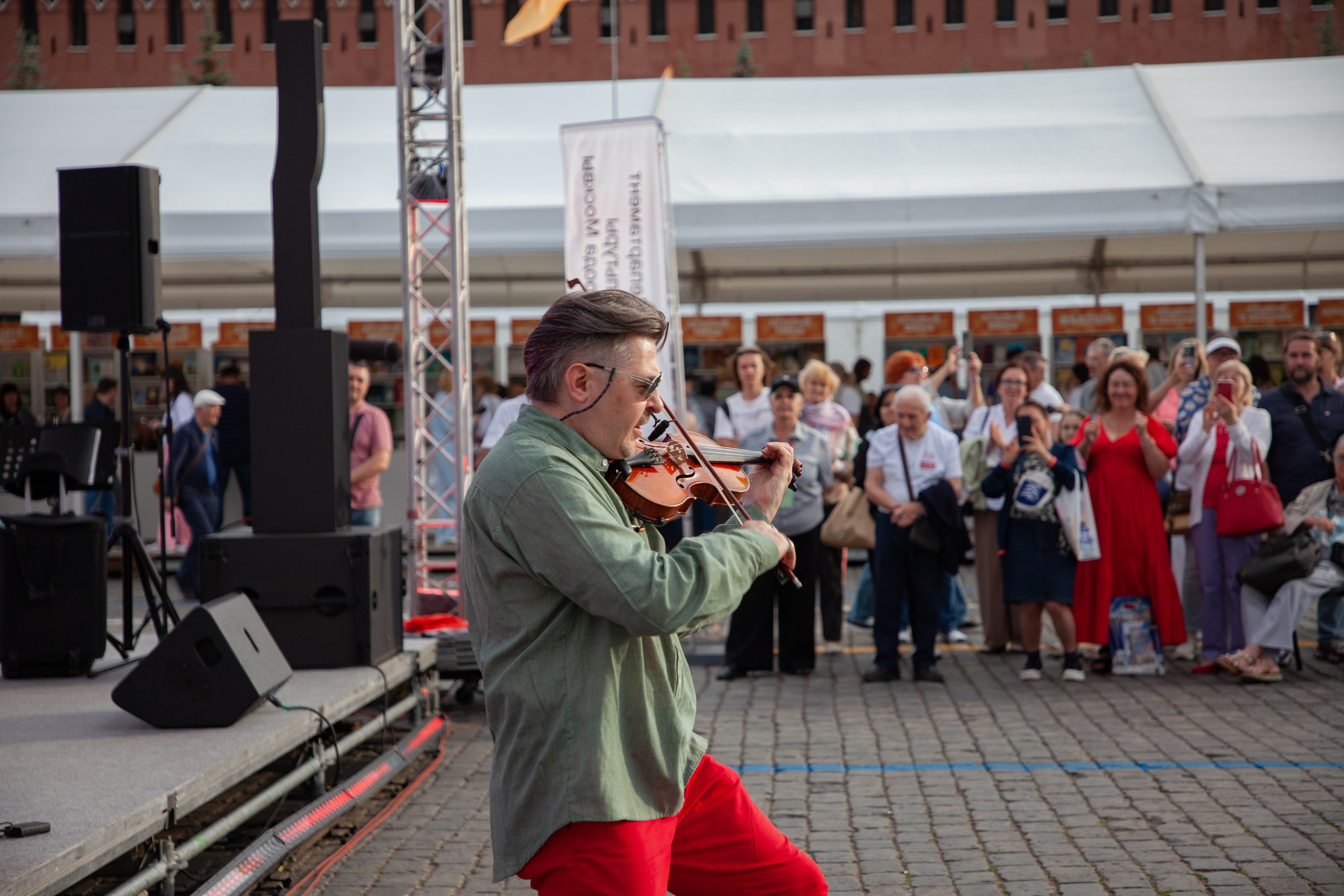 — Книжный фестиваль 2024 (концерты). Фотограф | Москва