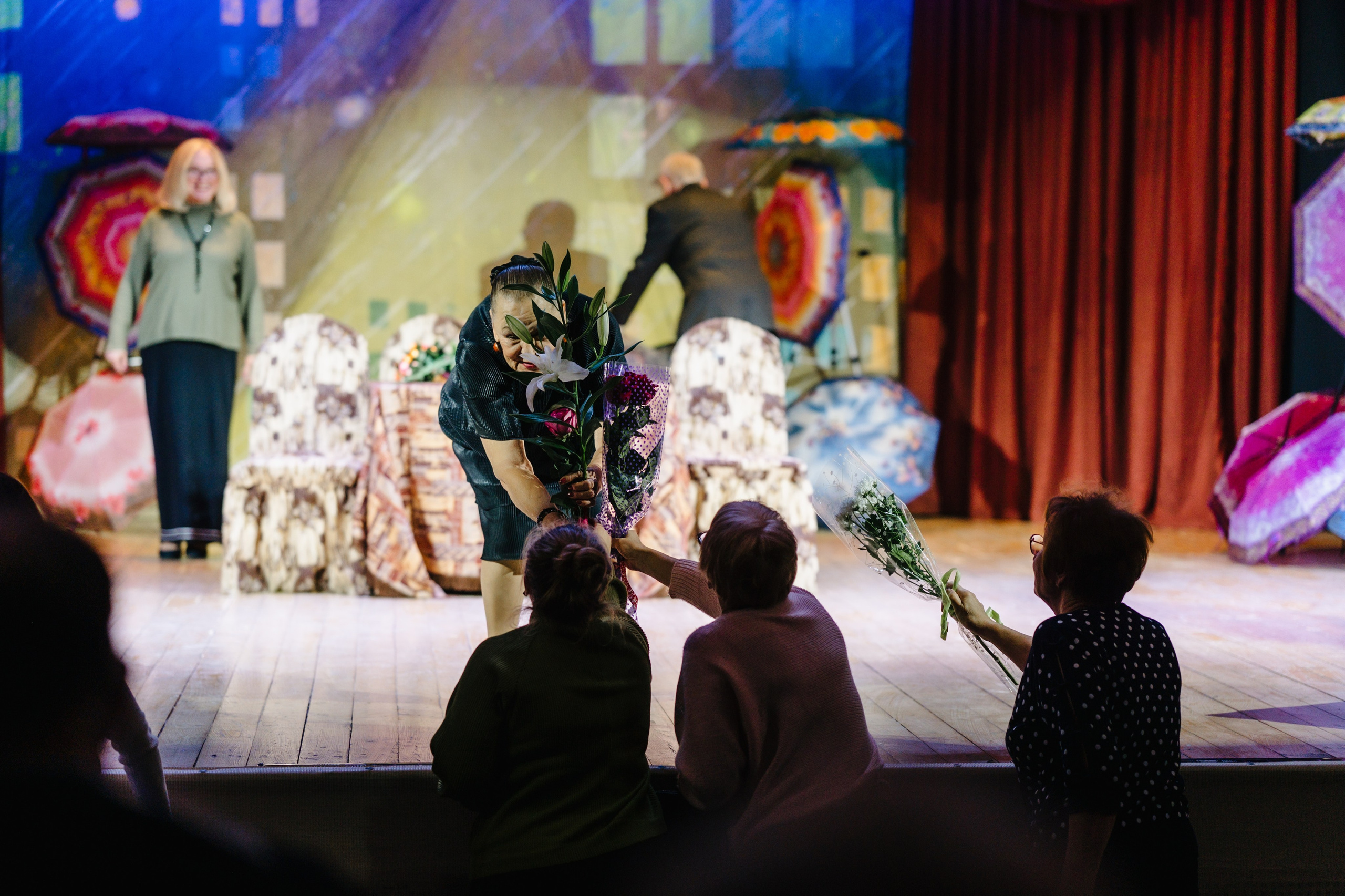 Спектакль «Незамужняя женщина»