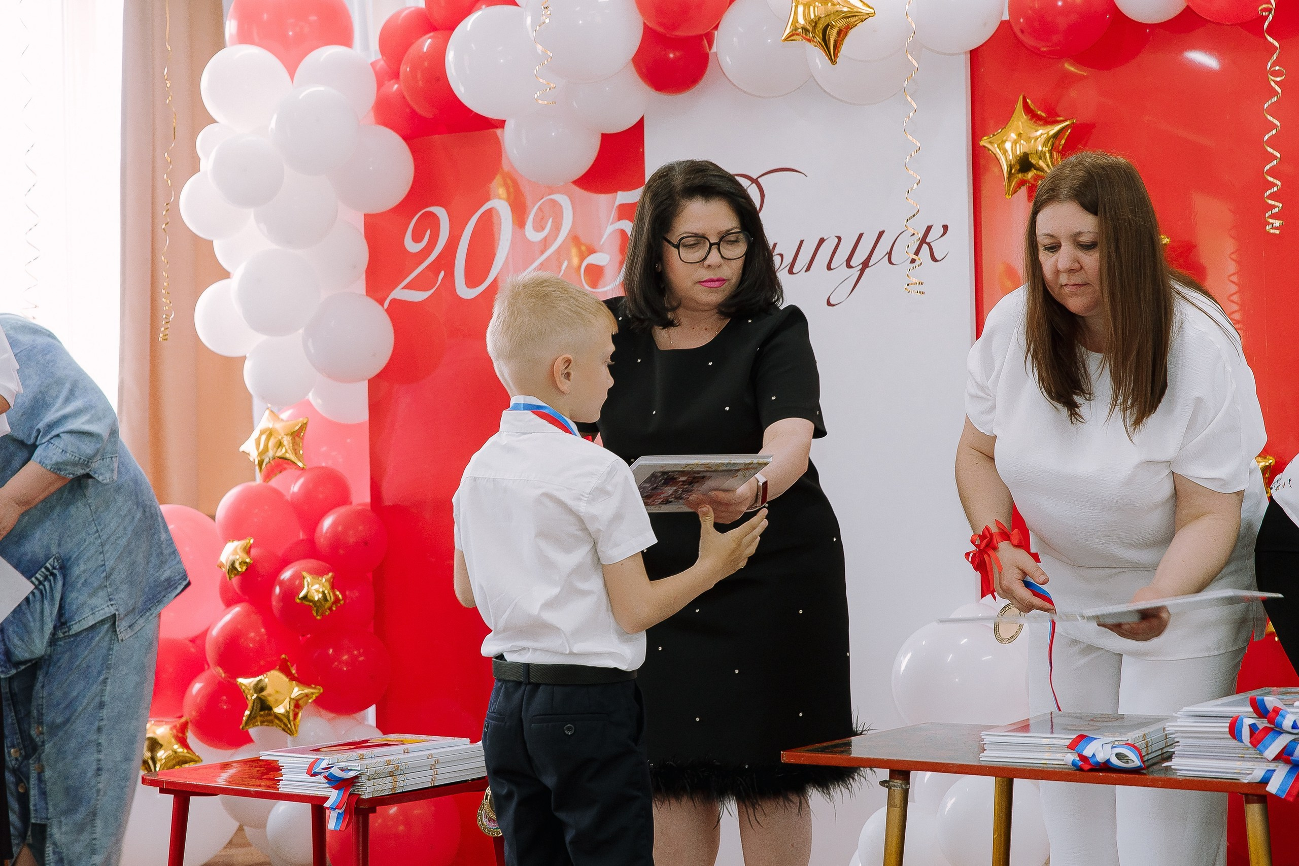 Выпускной в ДС 26. Выпускные альбомы Натальи Бутко: Новороссийск, Анапа, Геленджик