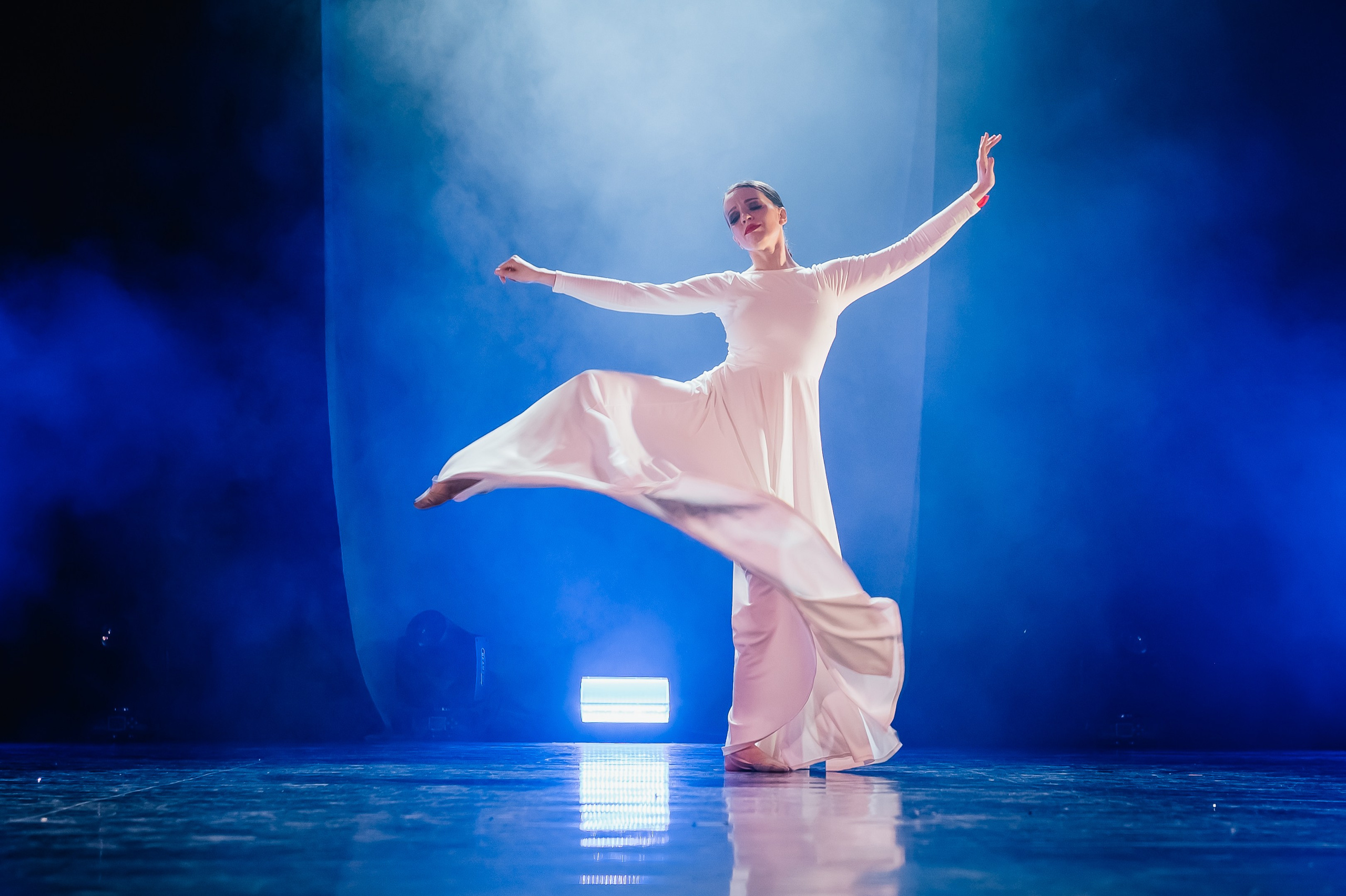 Художник по свету Максим Сергачев