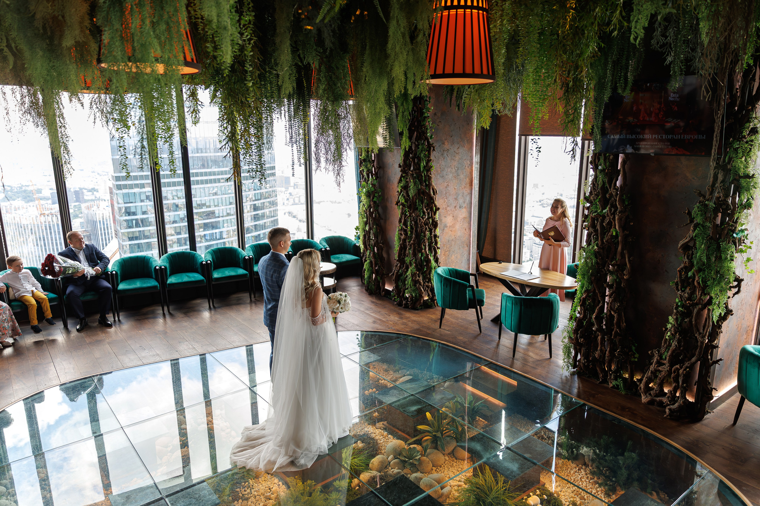 Свадьба в Москва сити и в ресторане Republic Hall. Свадебный фотограф Москва и МО Сергей Киржаев