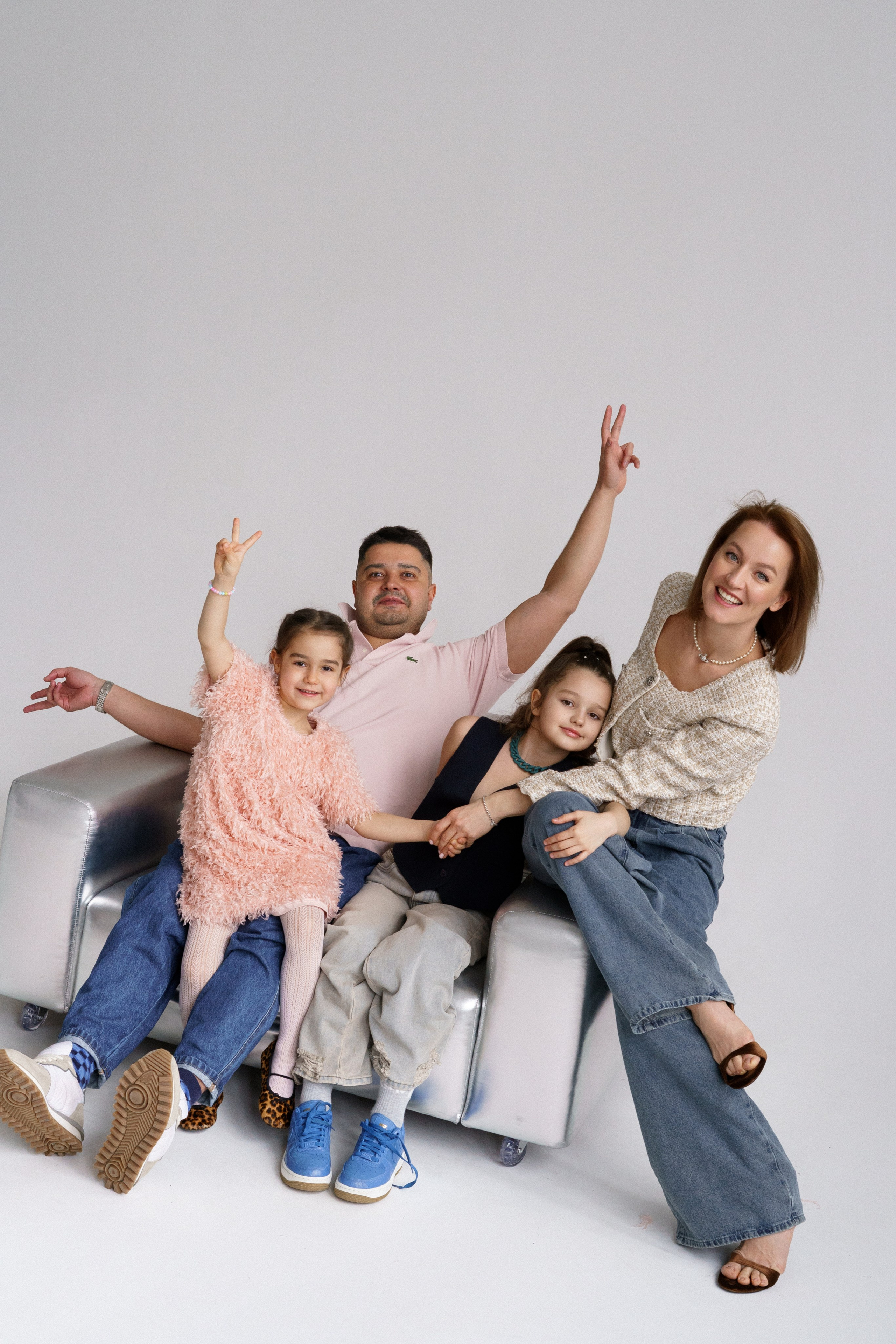 Марина с семьей. Главная