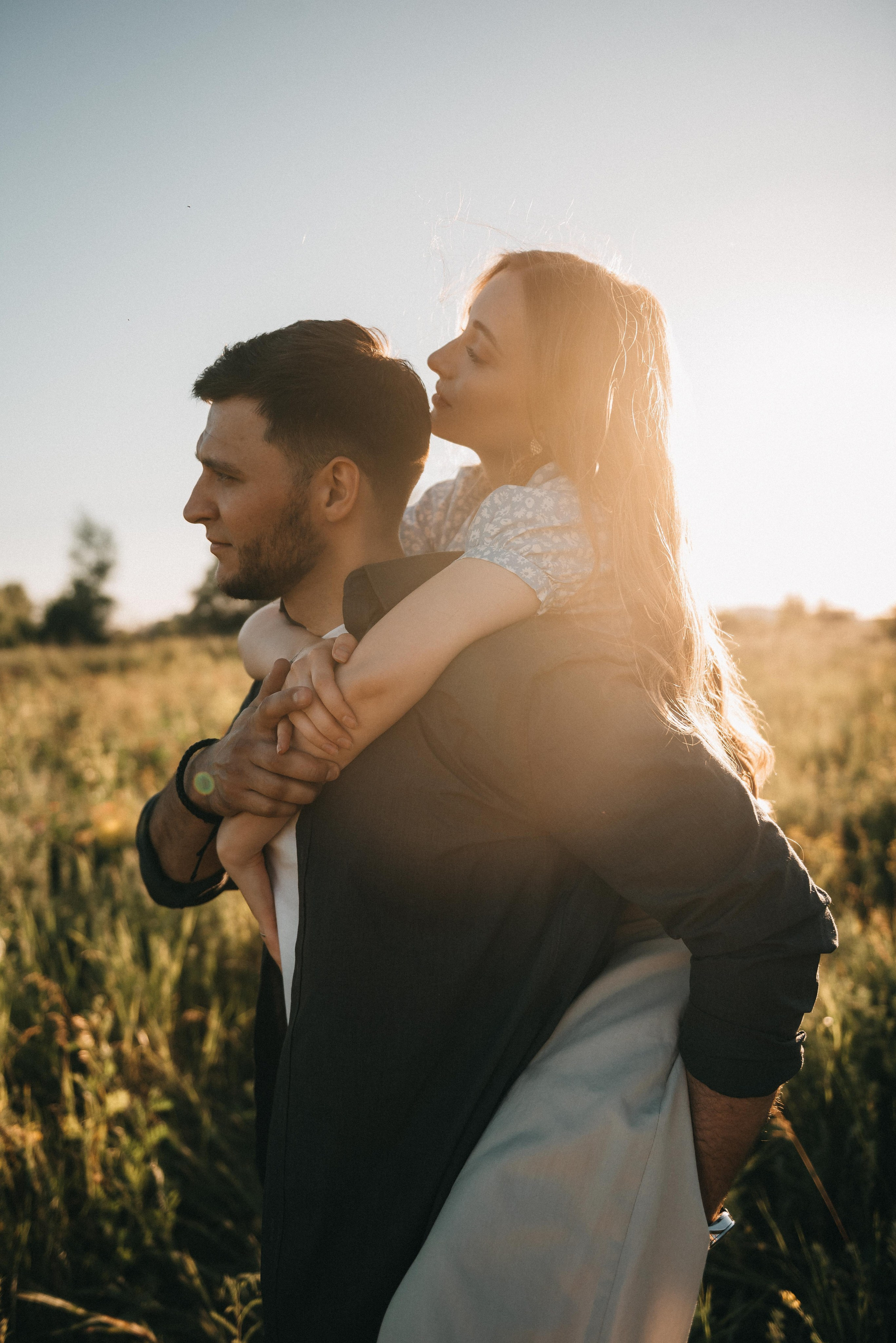 В поле. Фотограф Родионова Екатерина в Москве и Оренбурге