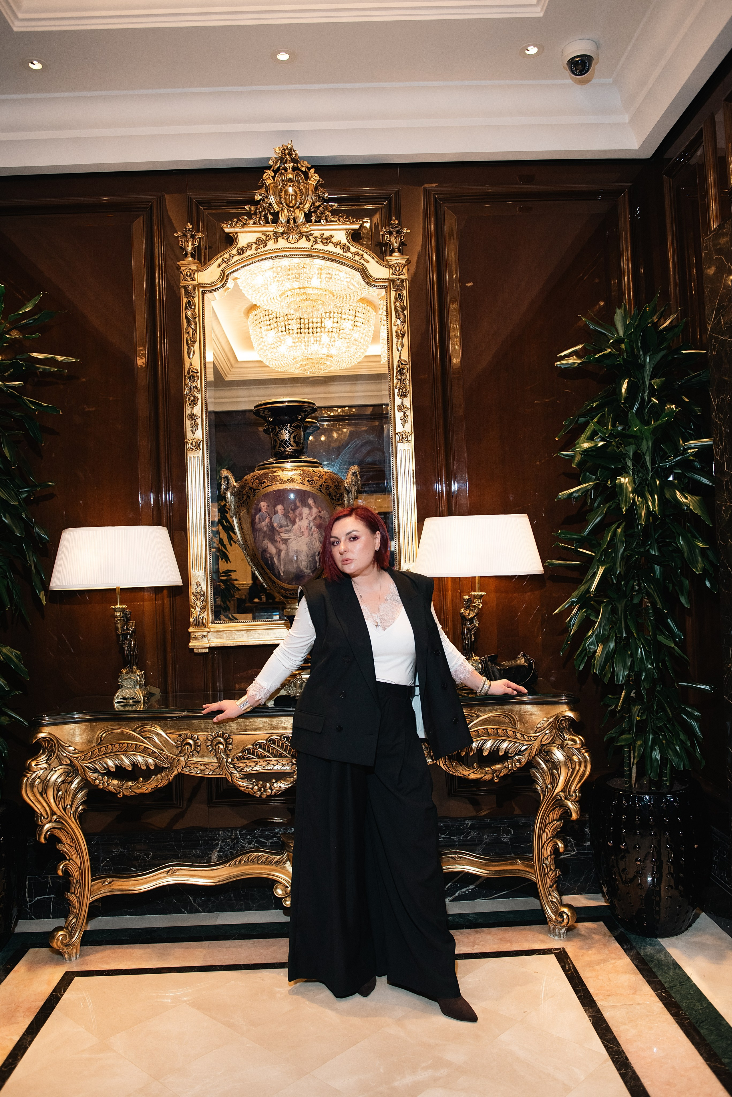 Блогеры, предприниматели. Фотограф, визажист. Москва