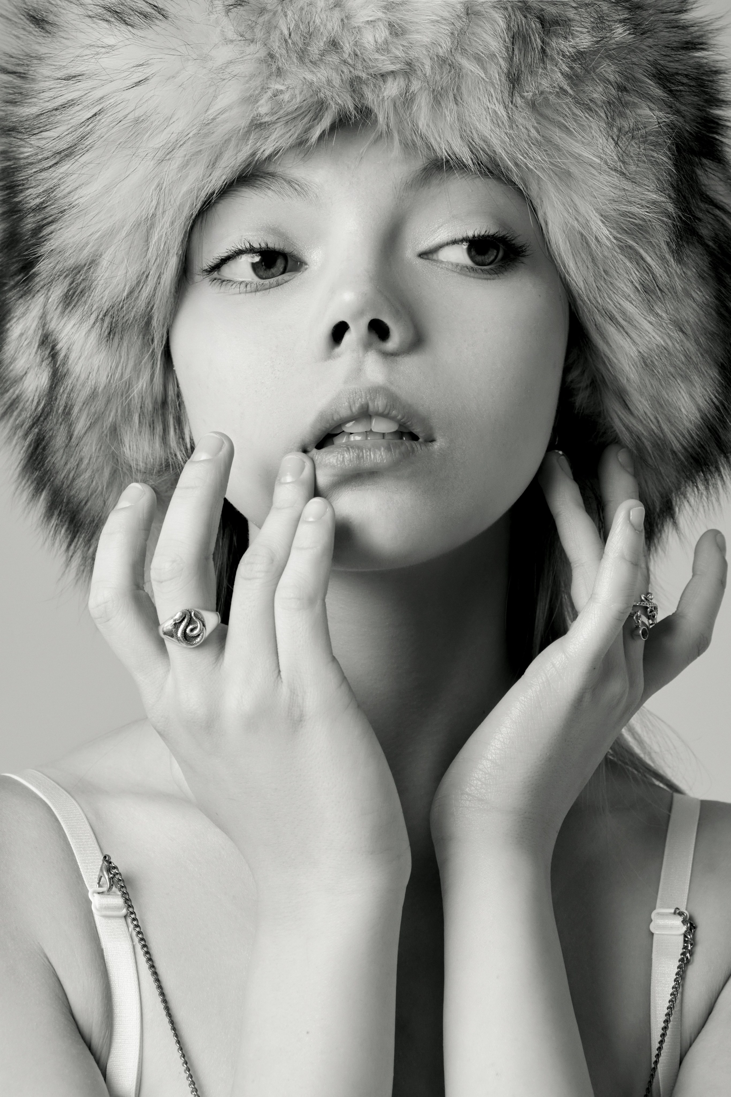 Таисия Перфильева. Съёмка одежды для маркетплейсов и брендов Morozova Production