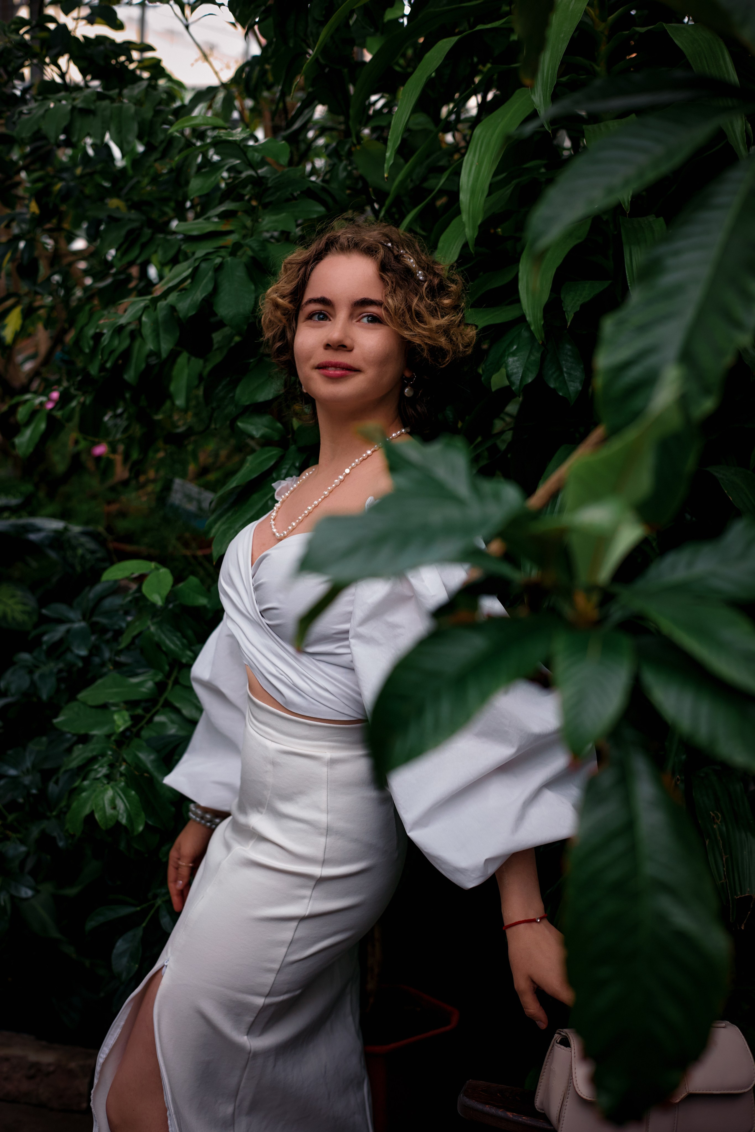 Фотосессия в саду. Портретный фотограф в Санкт-Петербурге Анастасия Епифанова