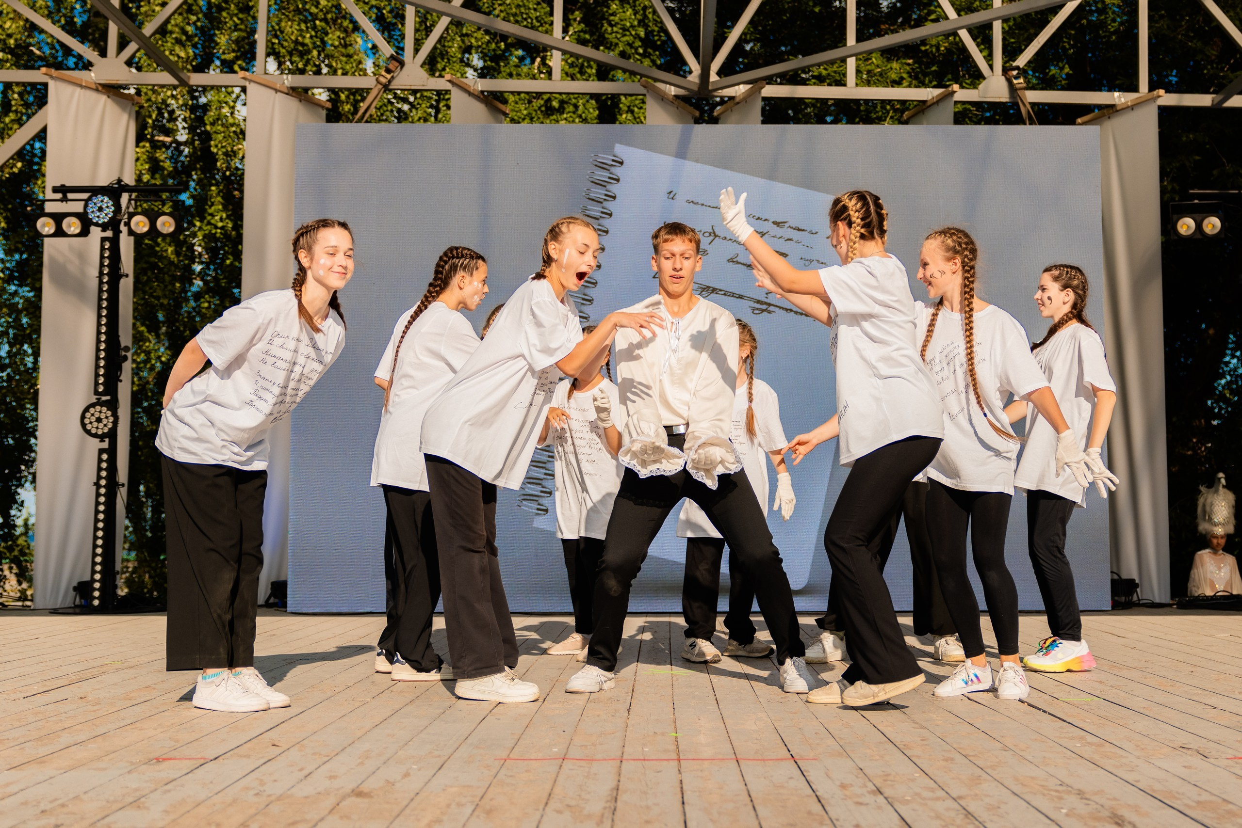 Литературный марафон. Съёмка фото, видео, фотосессия. Выпускные альбомы, свадьбы