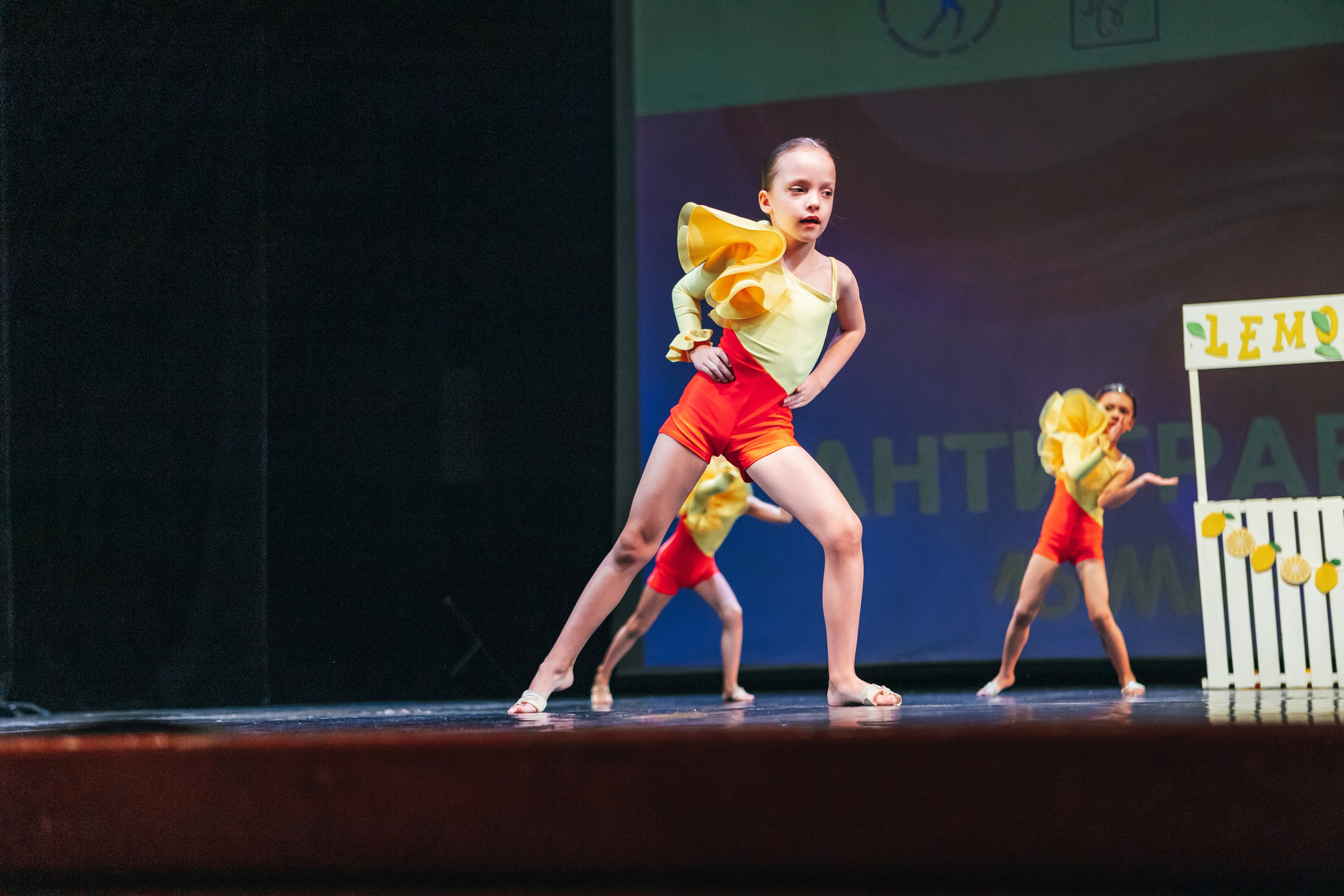 Антигравитация 2025. Семейный и детский фотограф в г. Новосибирске Макеева Анастасия