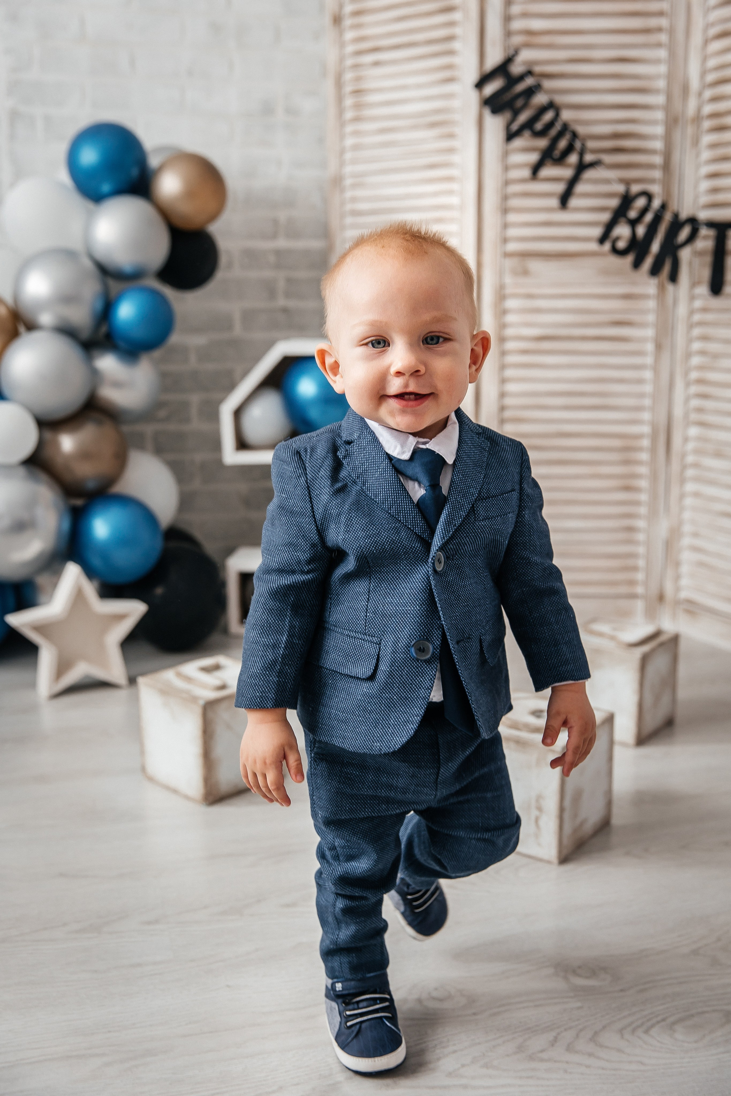 С шарами. Детский фотограф, выпускные альбомы в Нижнем Новгороде Бодягина Мария