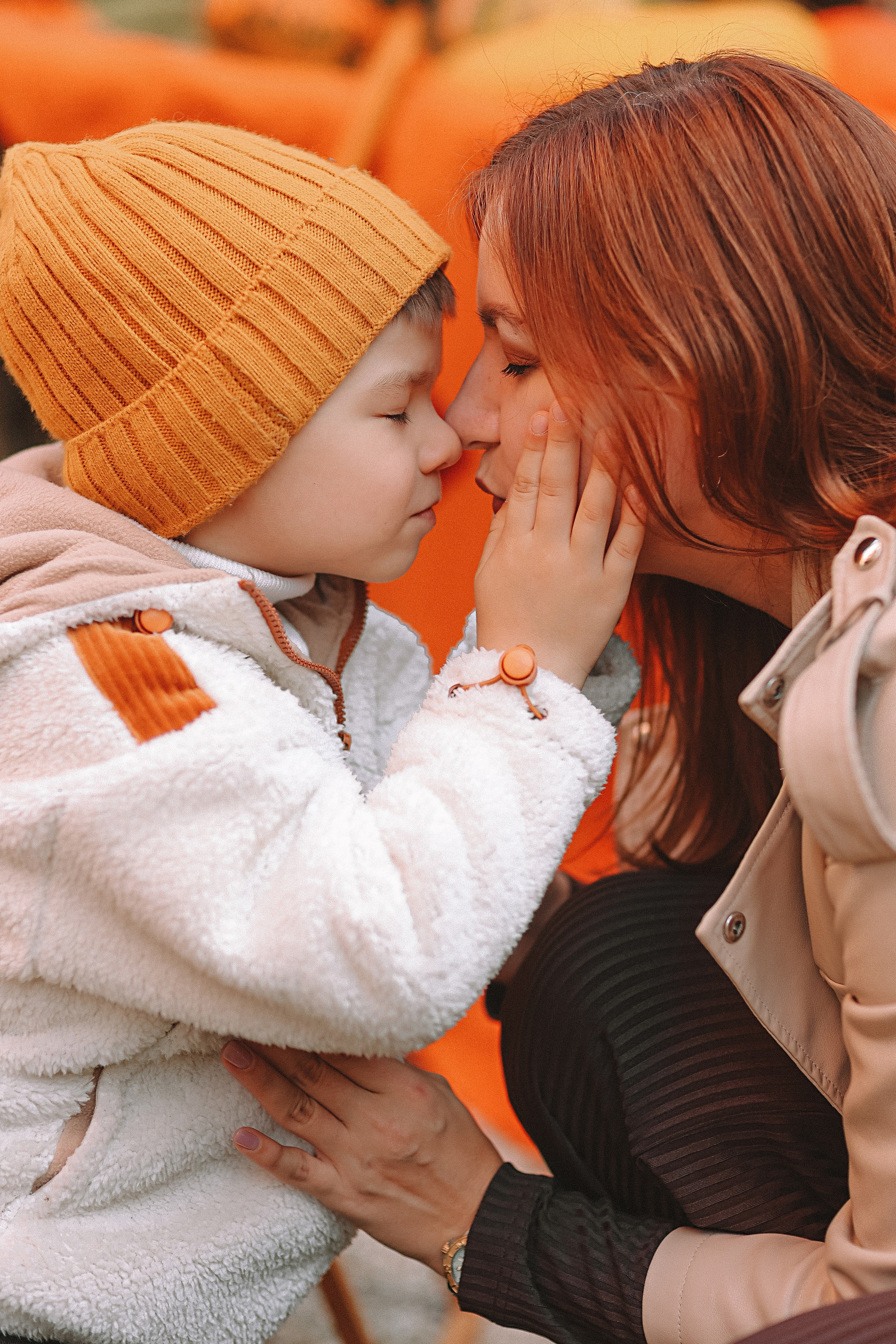 Тыквы. Семейный фотограф Тюмень, фотограф на роды Салмина Мария