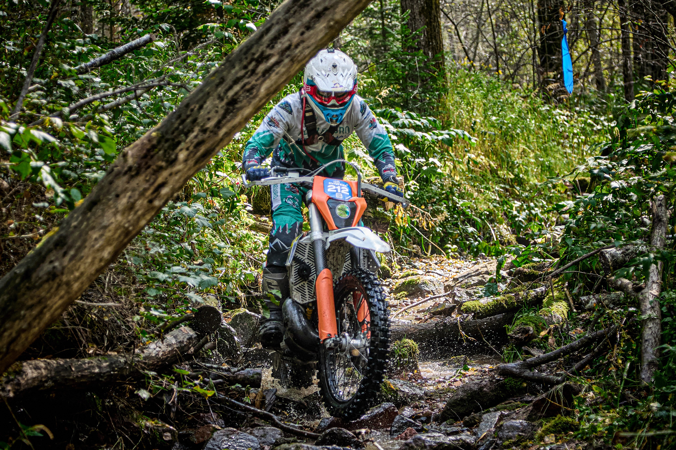 БУРЕЛОМ 2025 чемпионат Сибири по Эндуро. Фотограф Москва Concerts photo / Fashion photо