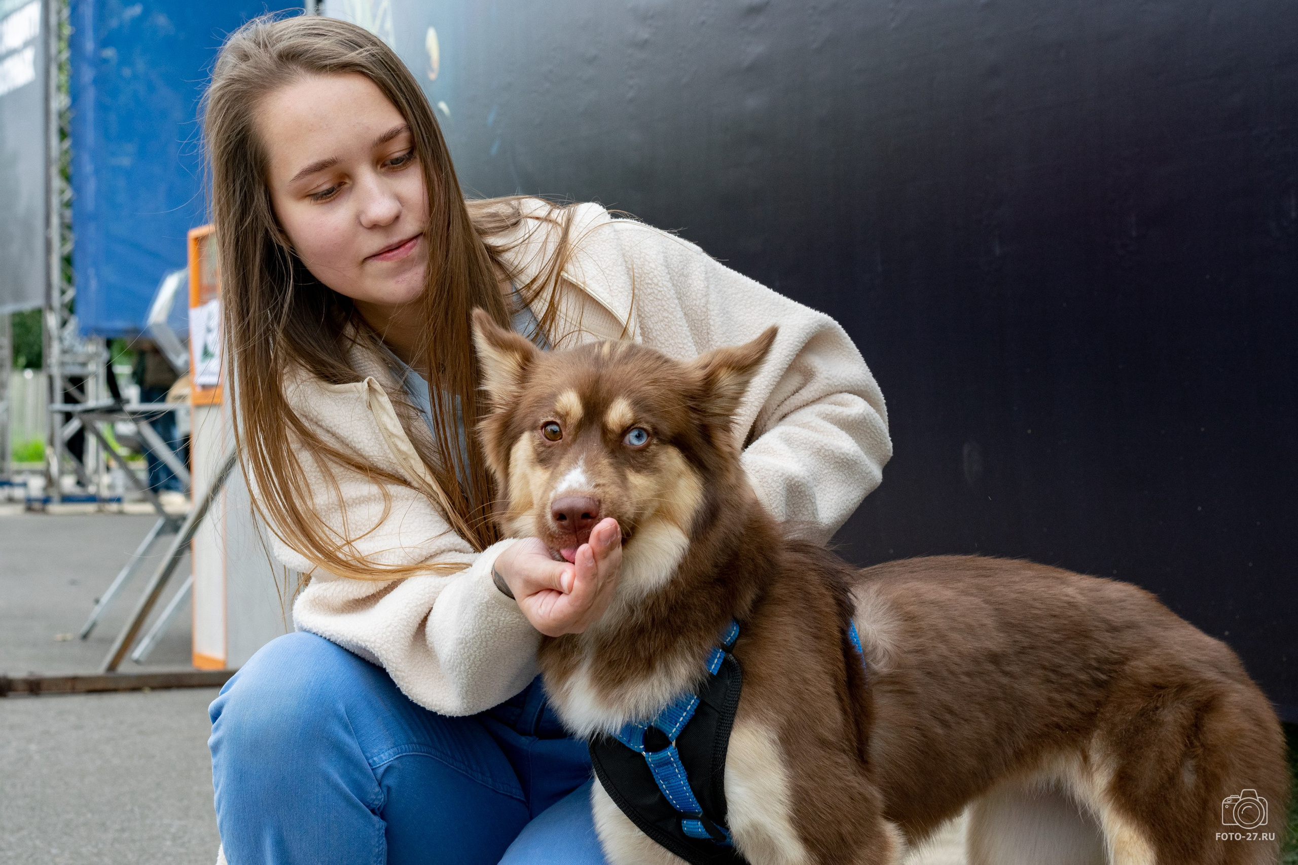 Антон Курдюмов фотограф в Хабаровске Рина Курдюмова фото27 foto27 Антон Дорофеев репортажный репортаж документалист Тони и Рина фотосоздатели Международный фестиваль Рок в защиту животных Хабаровск
