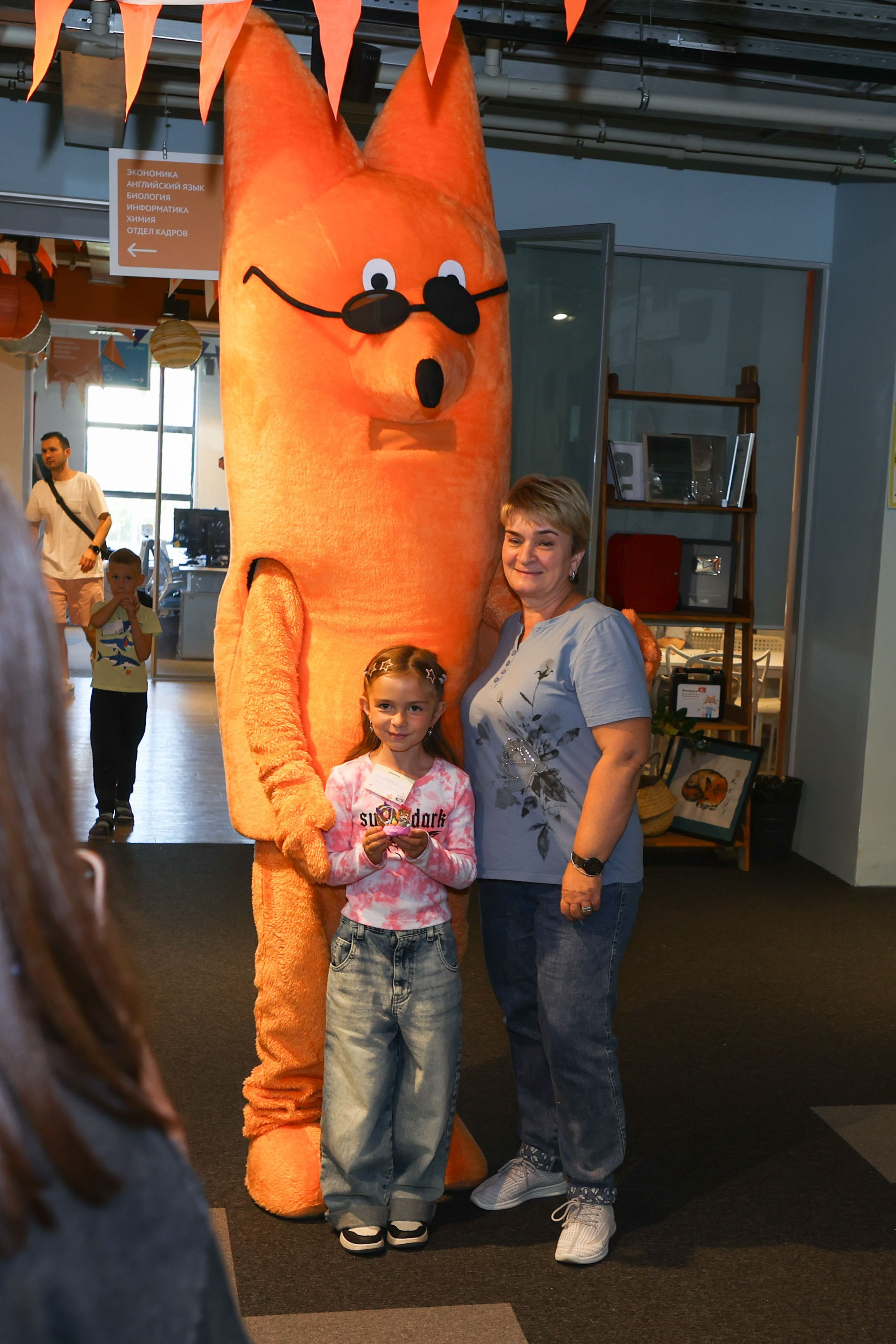 Новый учебный год в Школе Фоксфорд 1-2 классы. Выпускные альбомы и школьный фотограф в Подольске, Троицке, Щербинке, Москве и Московской области