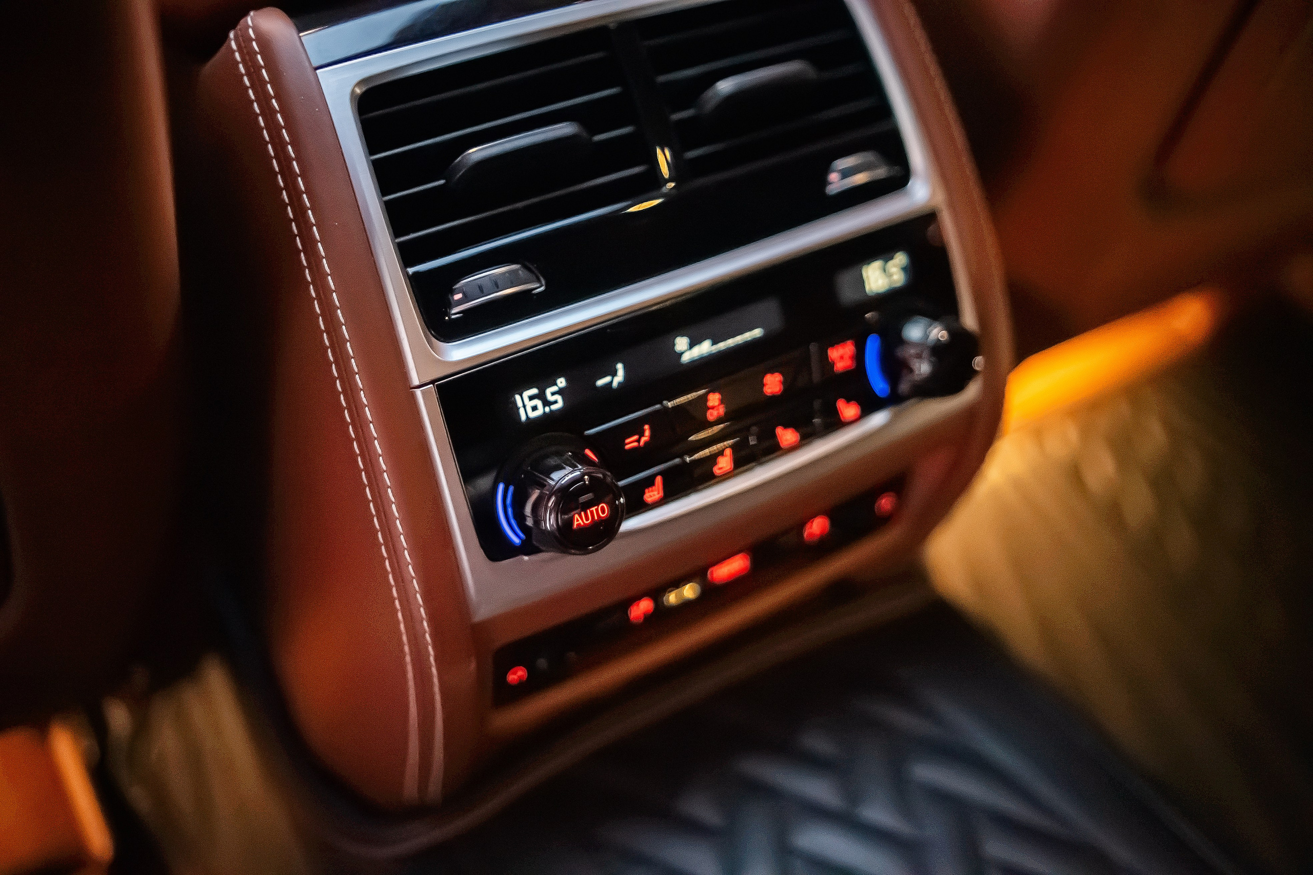 BMW 760Li. Фотограф в Новосибирске Владислав Унтерберг