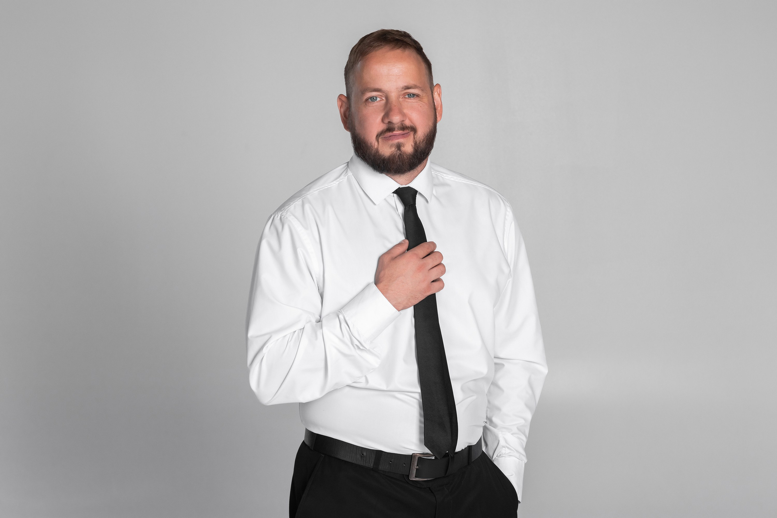 Мужская фотосессия для сайта. AI Фотограф Краснодар: мужские и женские фотосессии, стилизация съемки. Нейро-фотосессии онлайн