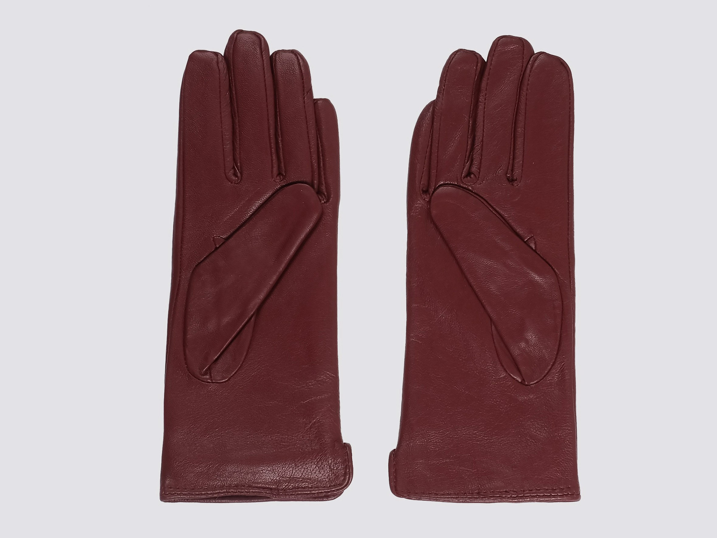 Предметная фотосъемка перчаток, шарфов, платков, палантинов, портмоне, косметичек, ремней, ключниц и других аксессуаров для Вайлдберриз, Яндекс-маркет, Озон. Съемка в предметной студии Москва под ваше ТЗ. Фотограф Гурьянова Ольга.