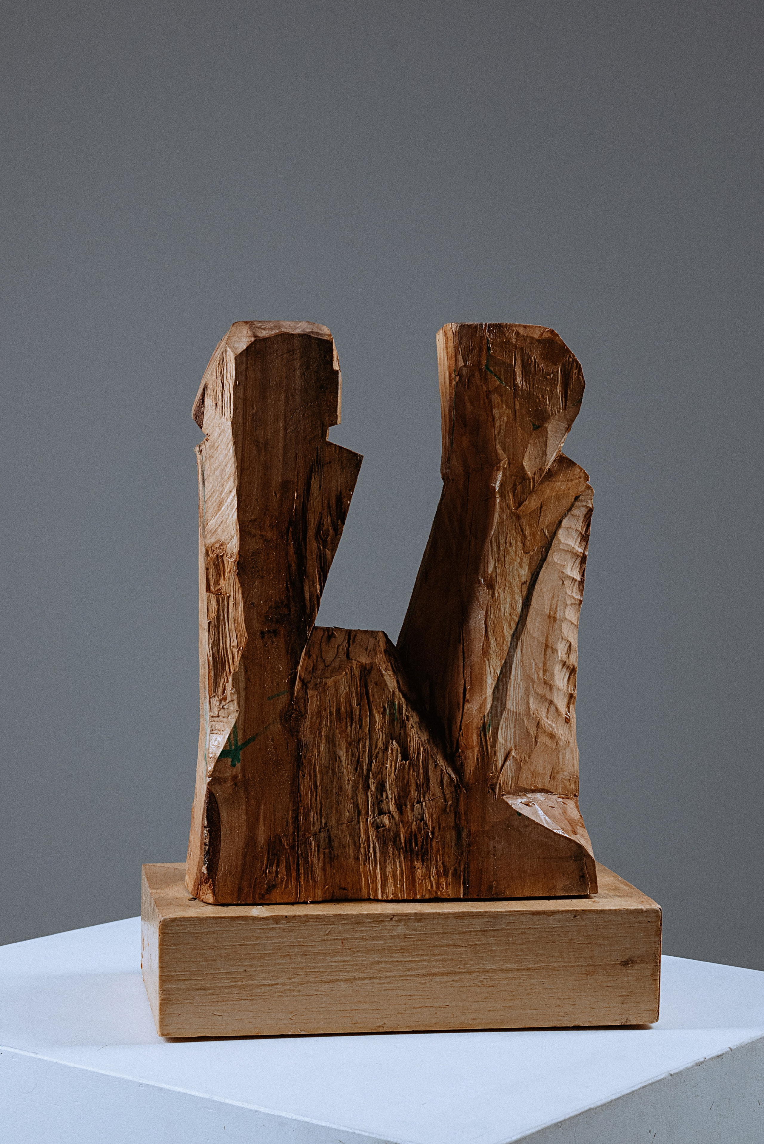 Скульптура "Юность", 2024 год, дерево 30*45*20