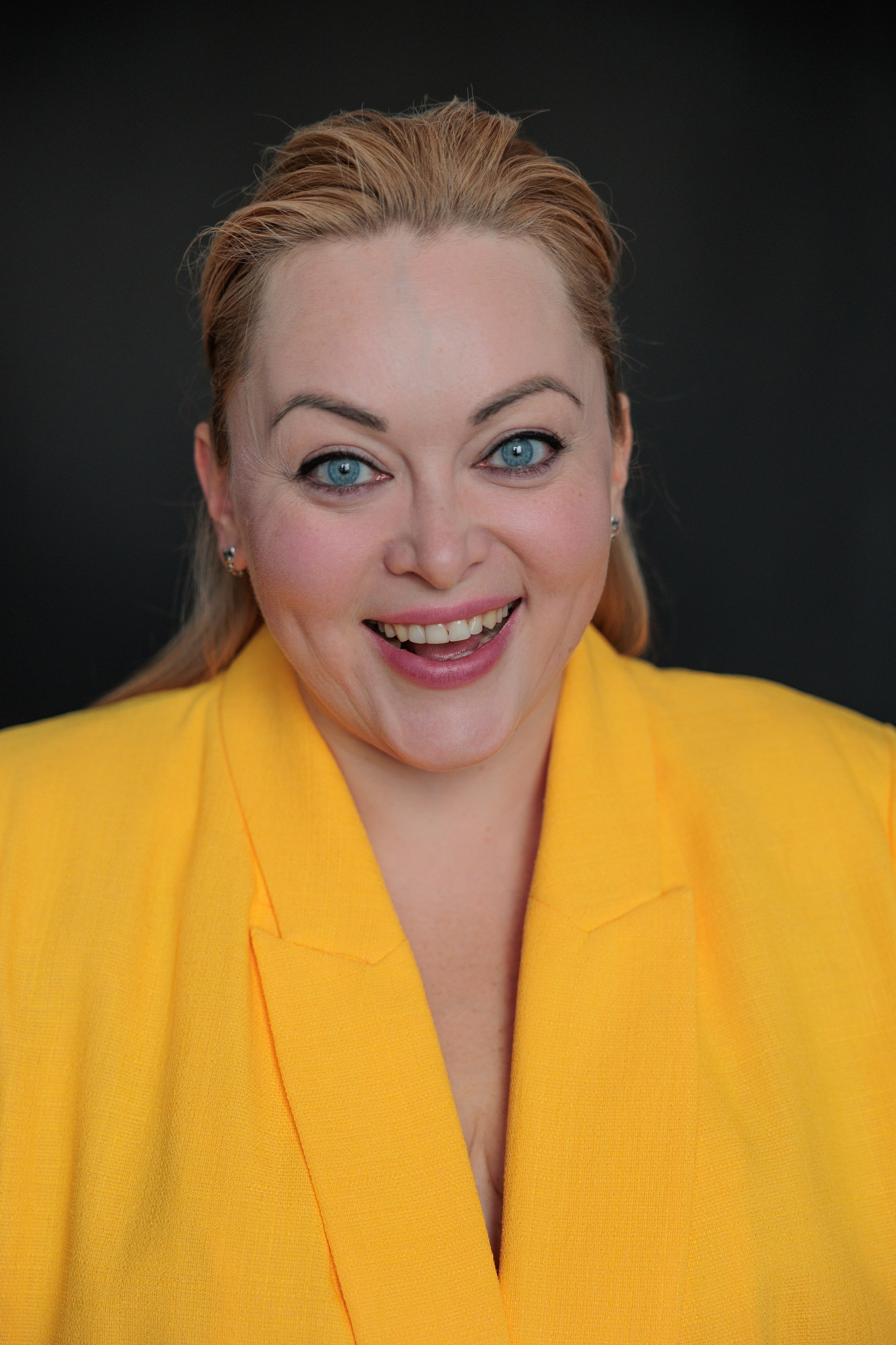 ОЛЕСЯ. Я фотограф из Москвы к Вашим услугам