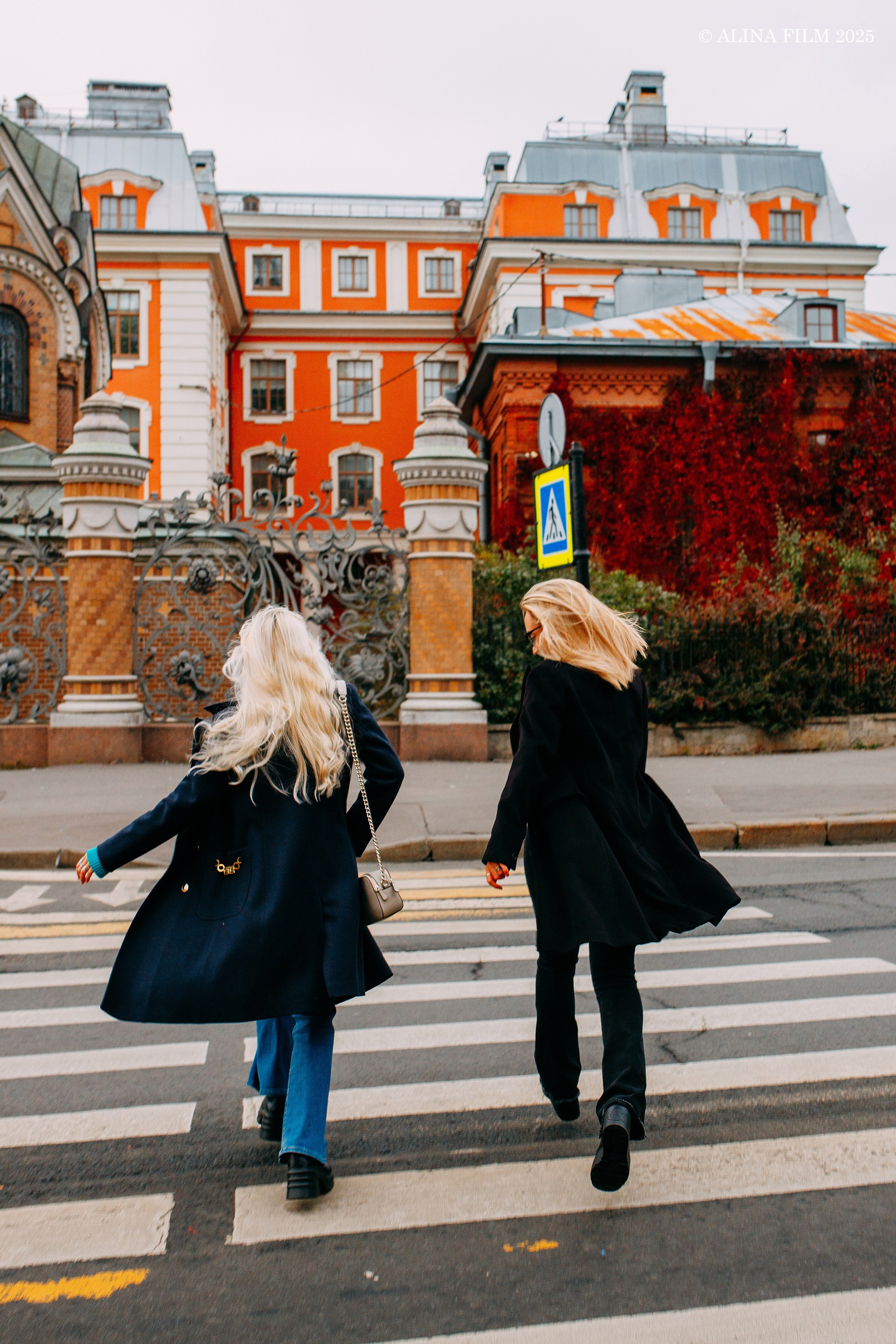 Приключение итальянок в России. Фотограф в Санкт-Петербурге Alina Film