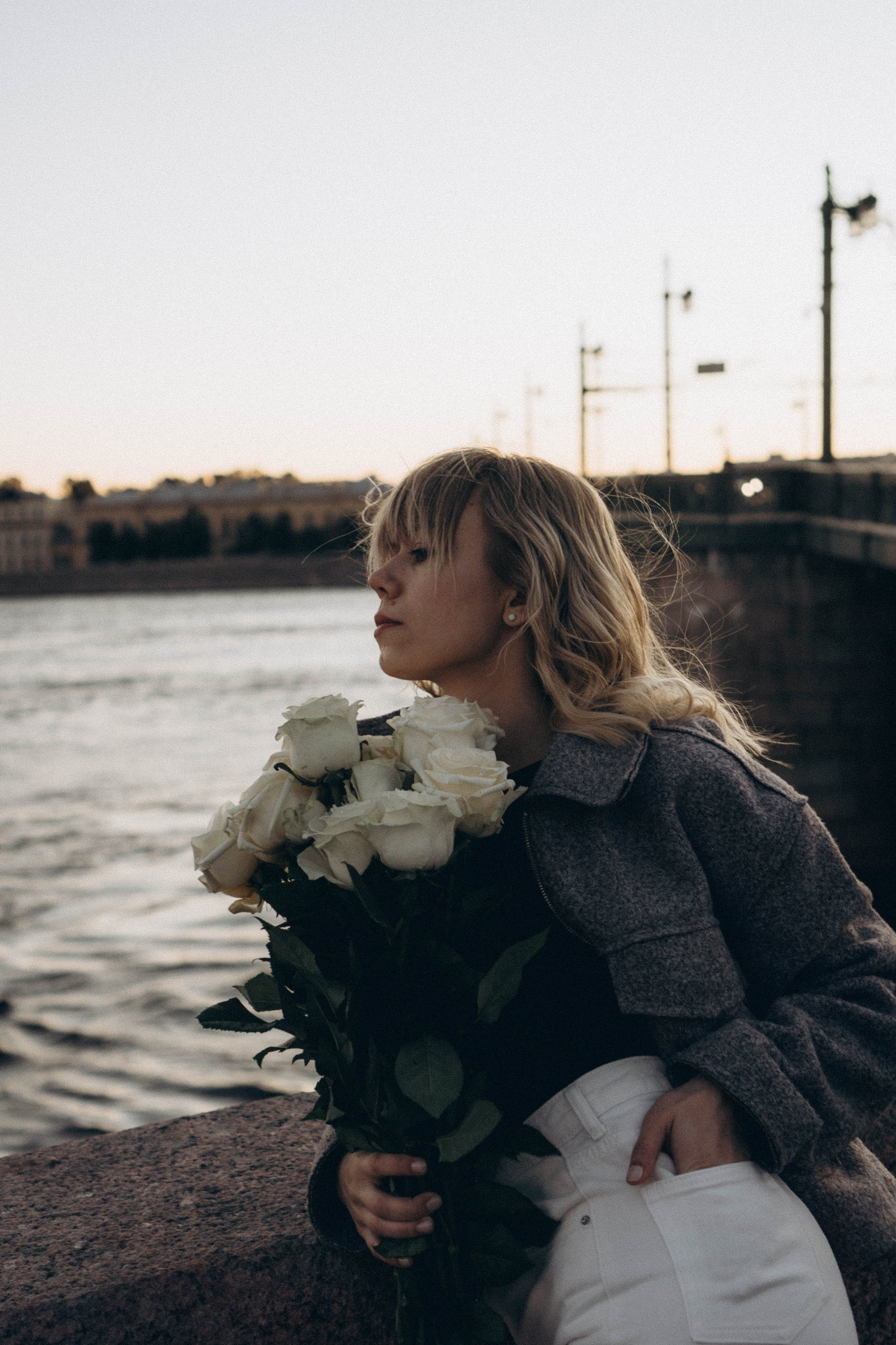 ПРОГУЛКА ПО ГОРОДУ В БЕЛЫЕ НОЧИ (другой вариант). Профессиональный фотограф, Санкт-Петербург — Виктория Богомолова